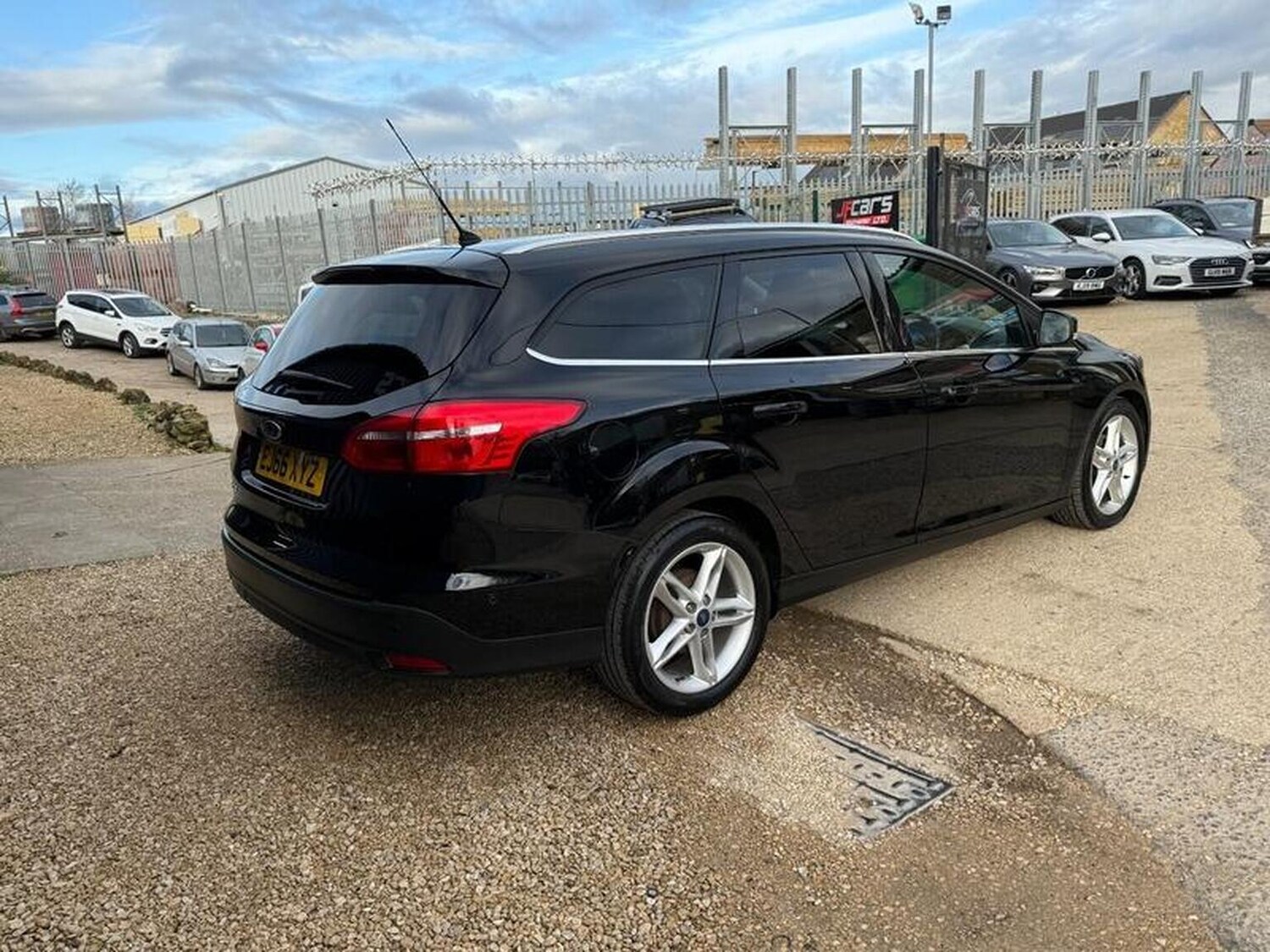 Used Ford Focus 2016 for sale - 76656114: Photo 17