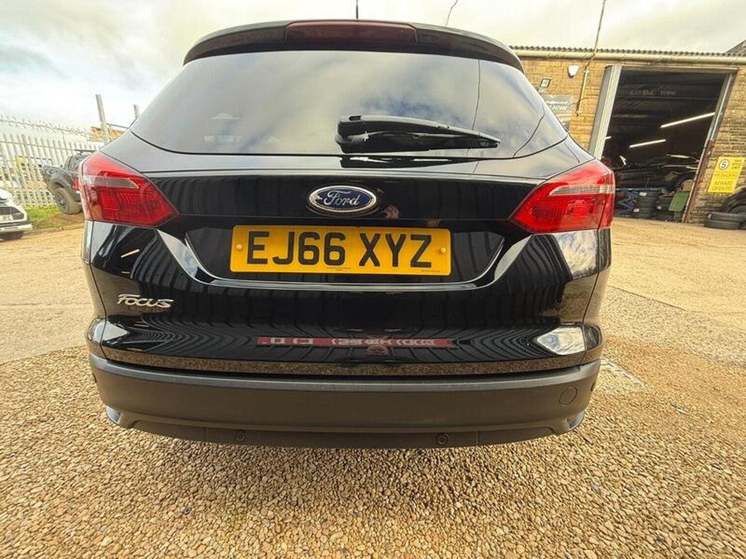 Used Ford Focus 2016 for sale - 76656114: Photo 18