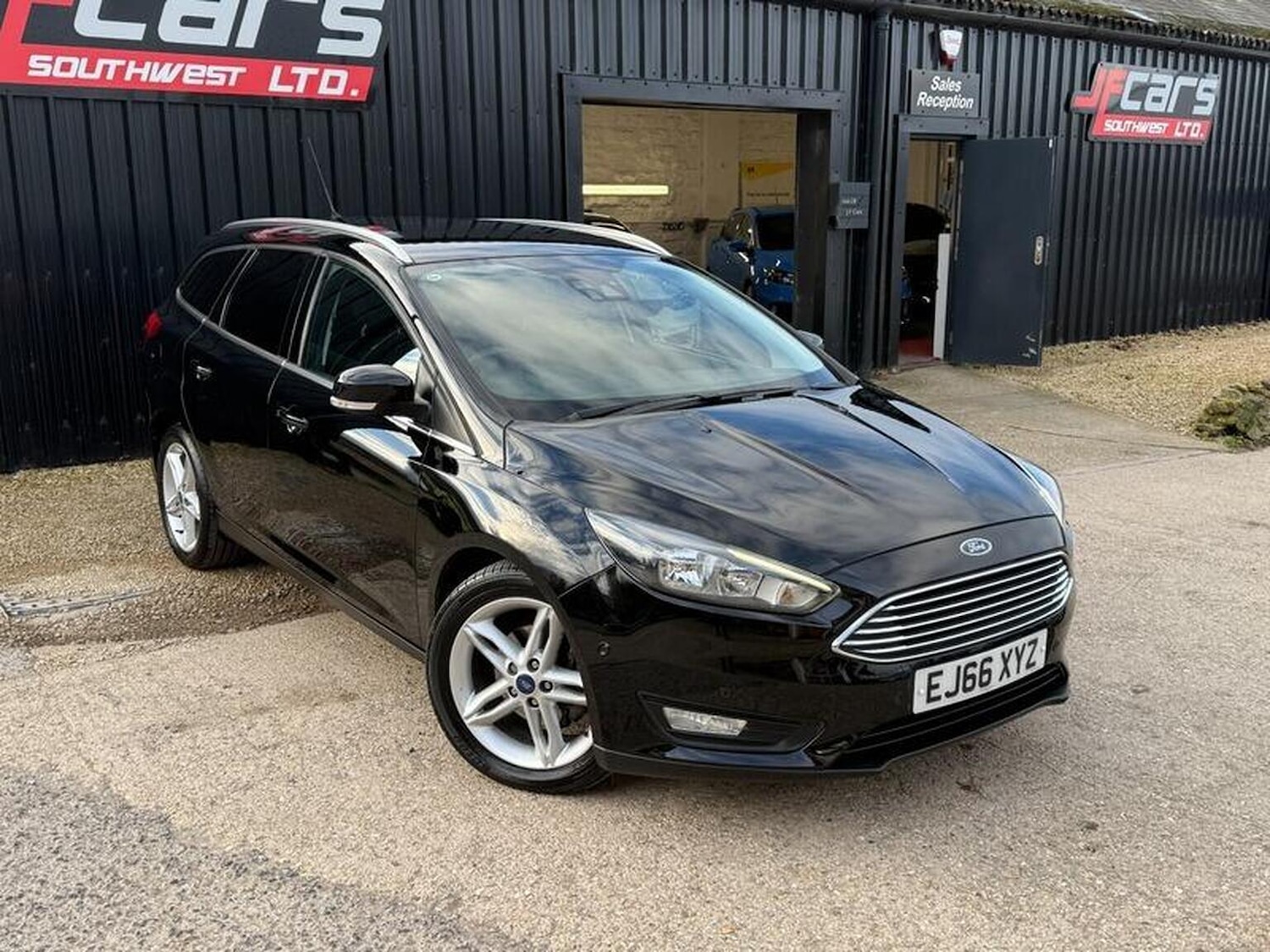 Used Ford Focus 2016 for sale - 76656114: Photo 4