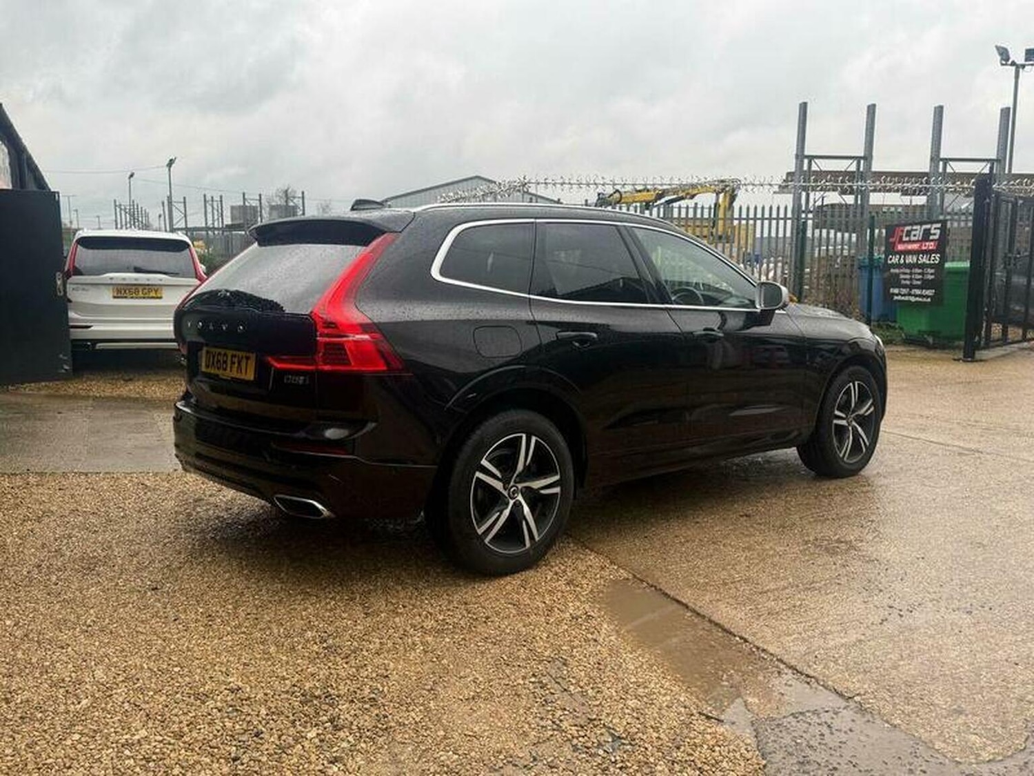 Used Volvo XC60 2018 for sale - 76957209: Photo 10