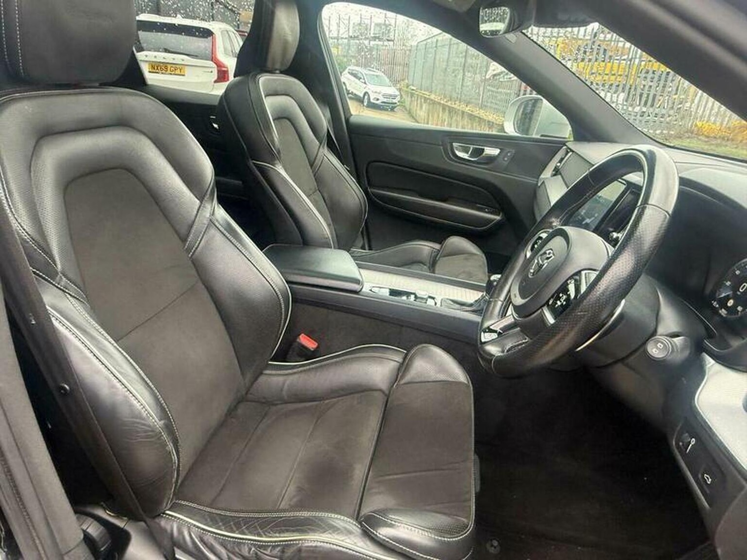 Used Volvo XC60 2018 for sale - 76957209: Photo 24