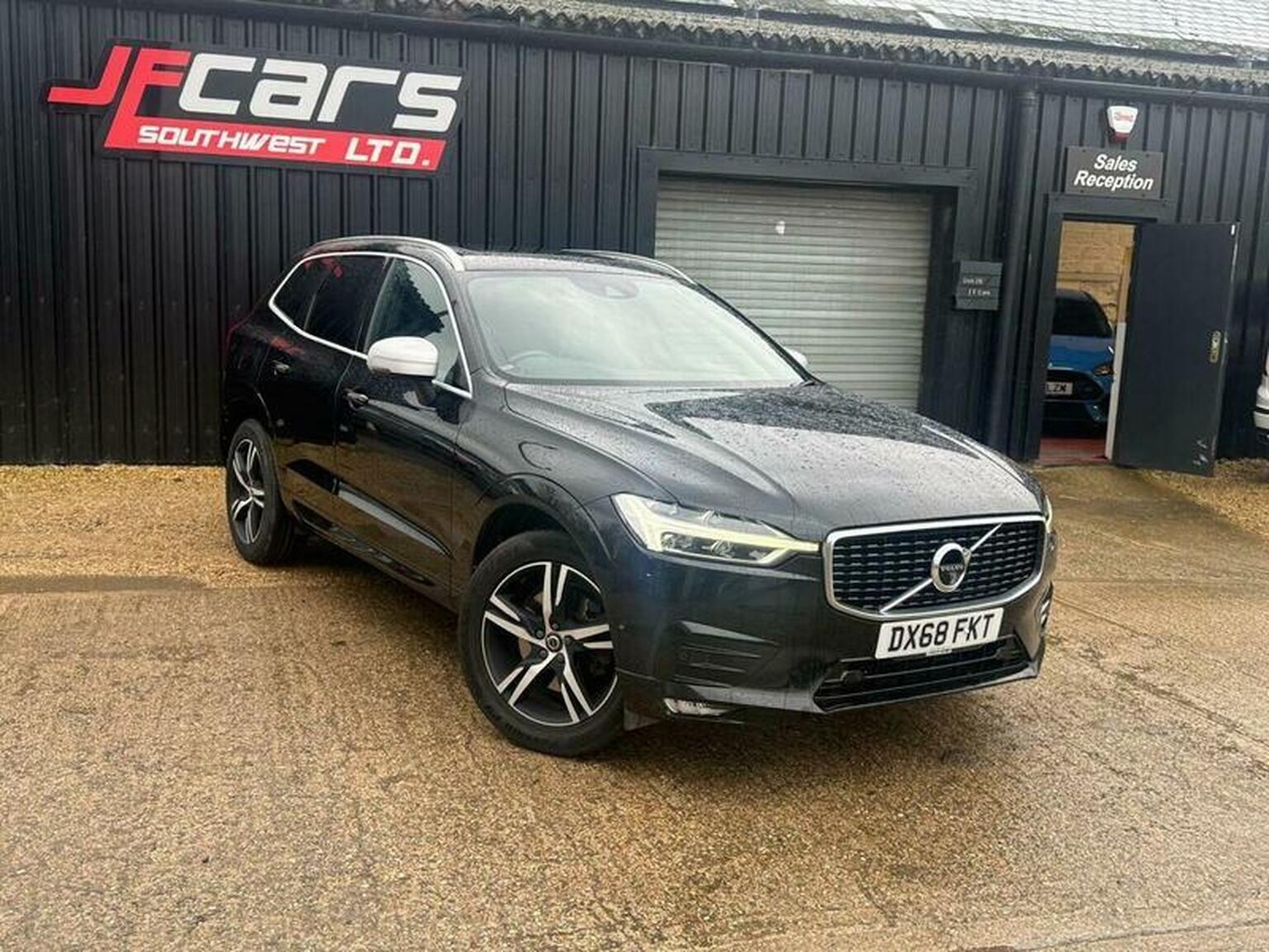 Used Volvo XC60 2018 for sale - 76957209: Photo 4