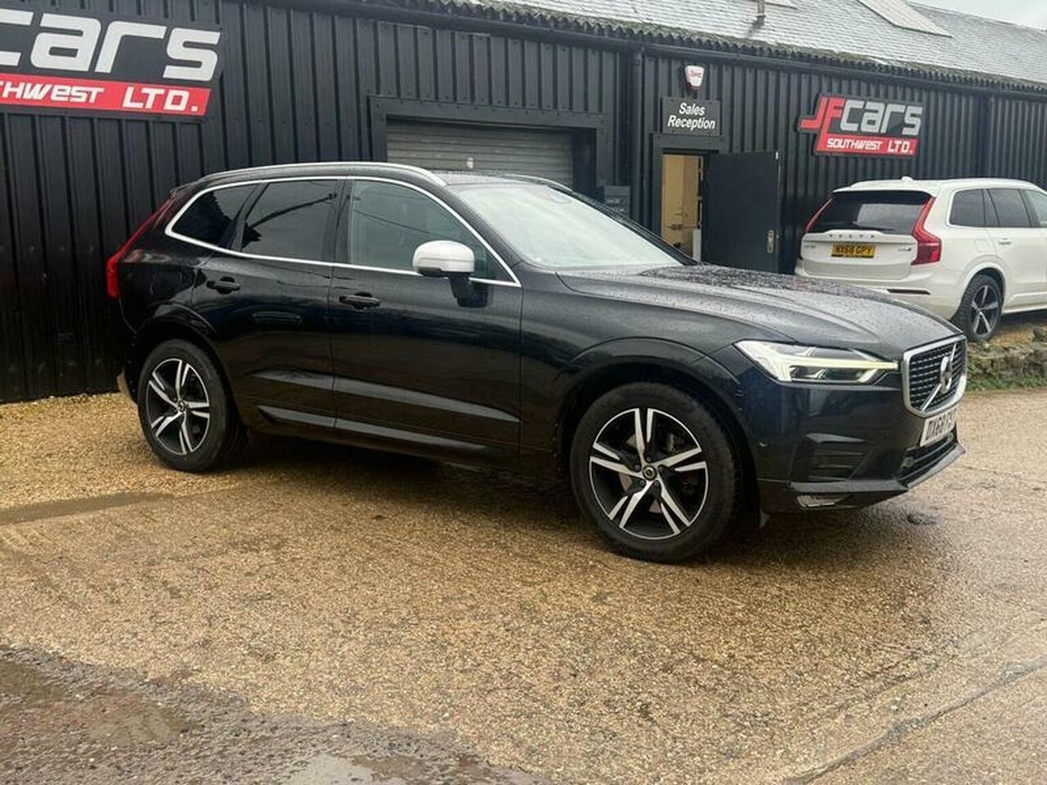 Used Volvo XC60 2018 for sale - 76957209: Photo 8