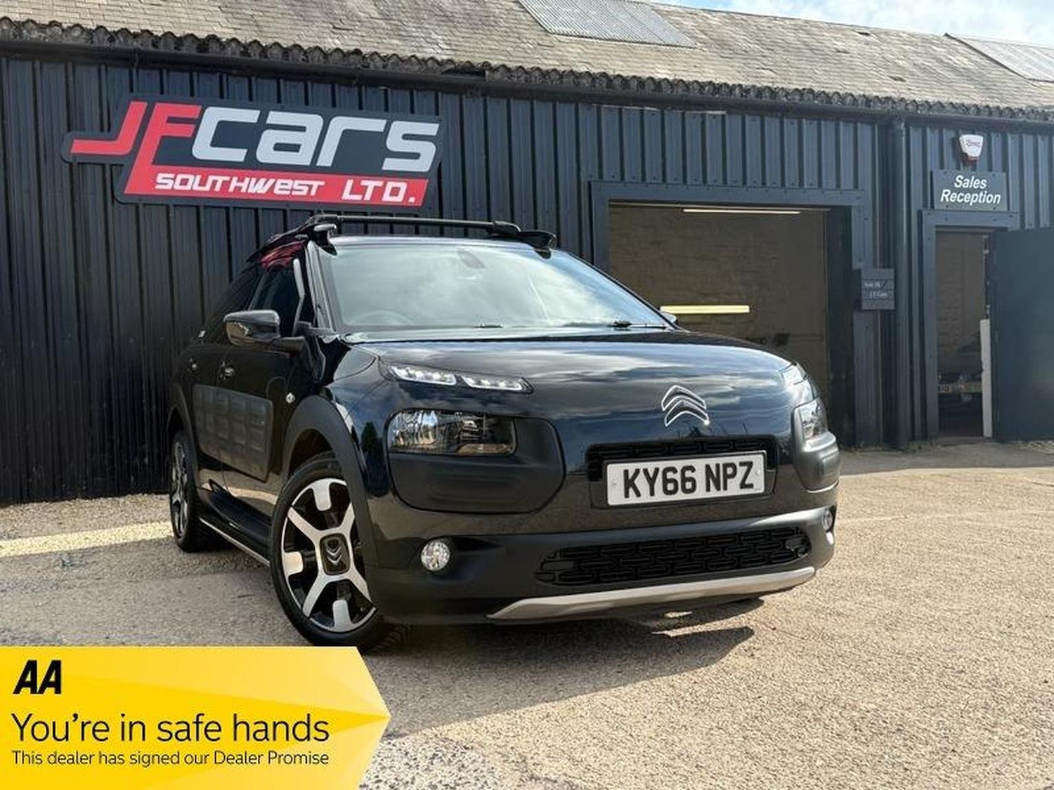 Used Citroen C4 Cactus 2016 for sale - 76461582: Photo 1