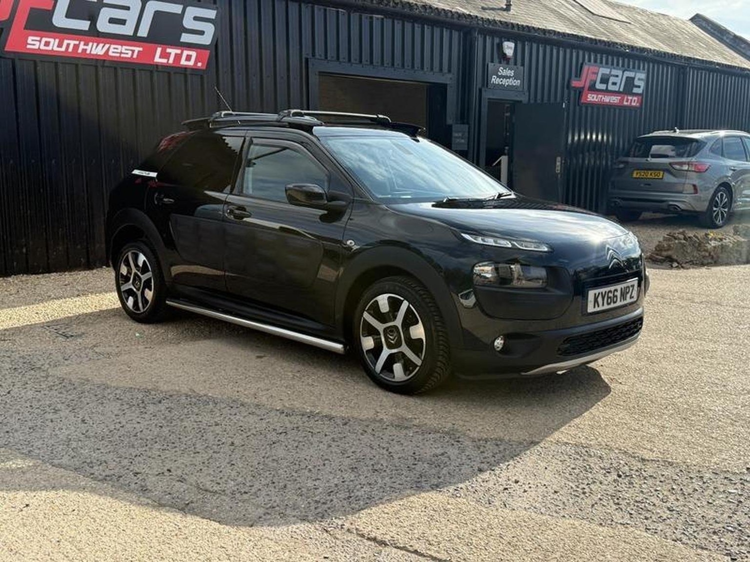 Used Citroen C4 Cactus 2016 for sale - 76461582: Photo 12