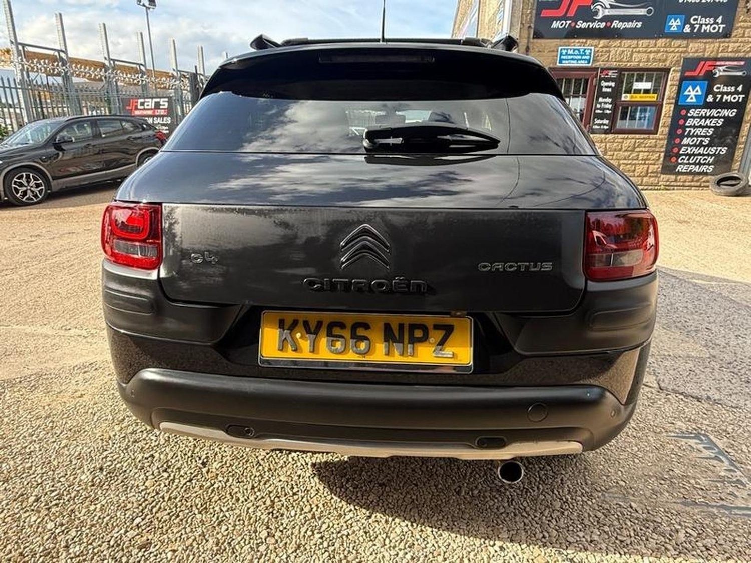Used Citroen C4 Cactus 2016 for sale - 76461582: Photo 19