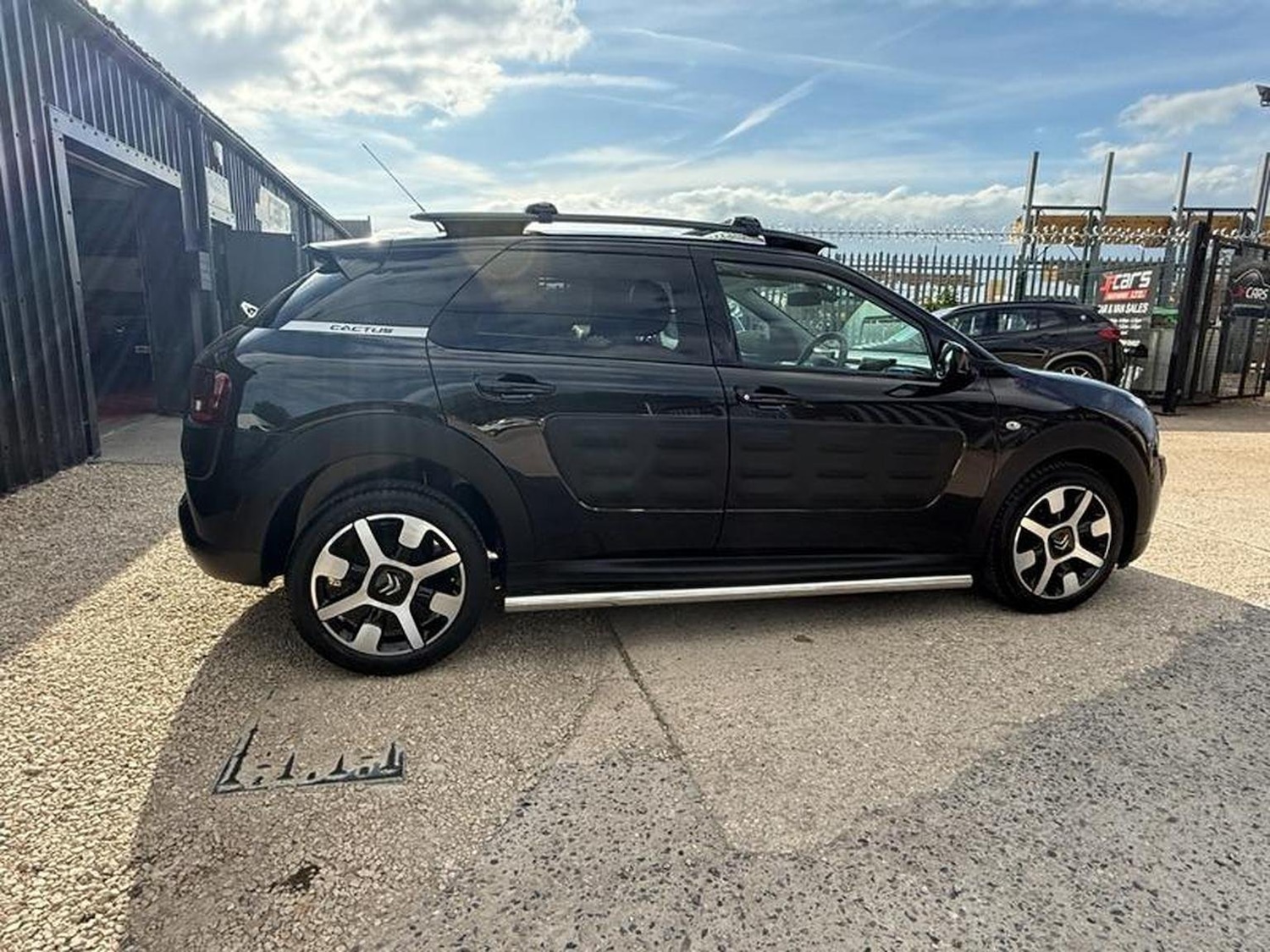 Used Citroen C4 Cactus 2016 for sale - 76461582: Photo 21