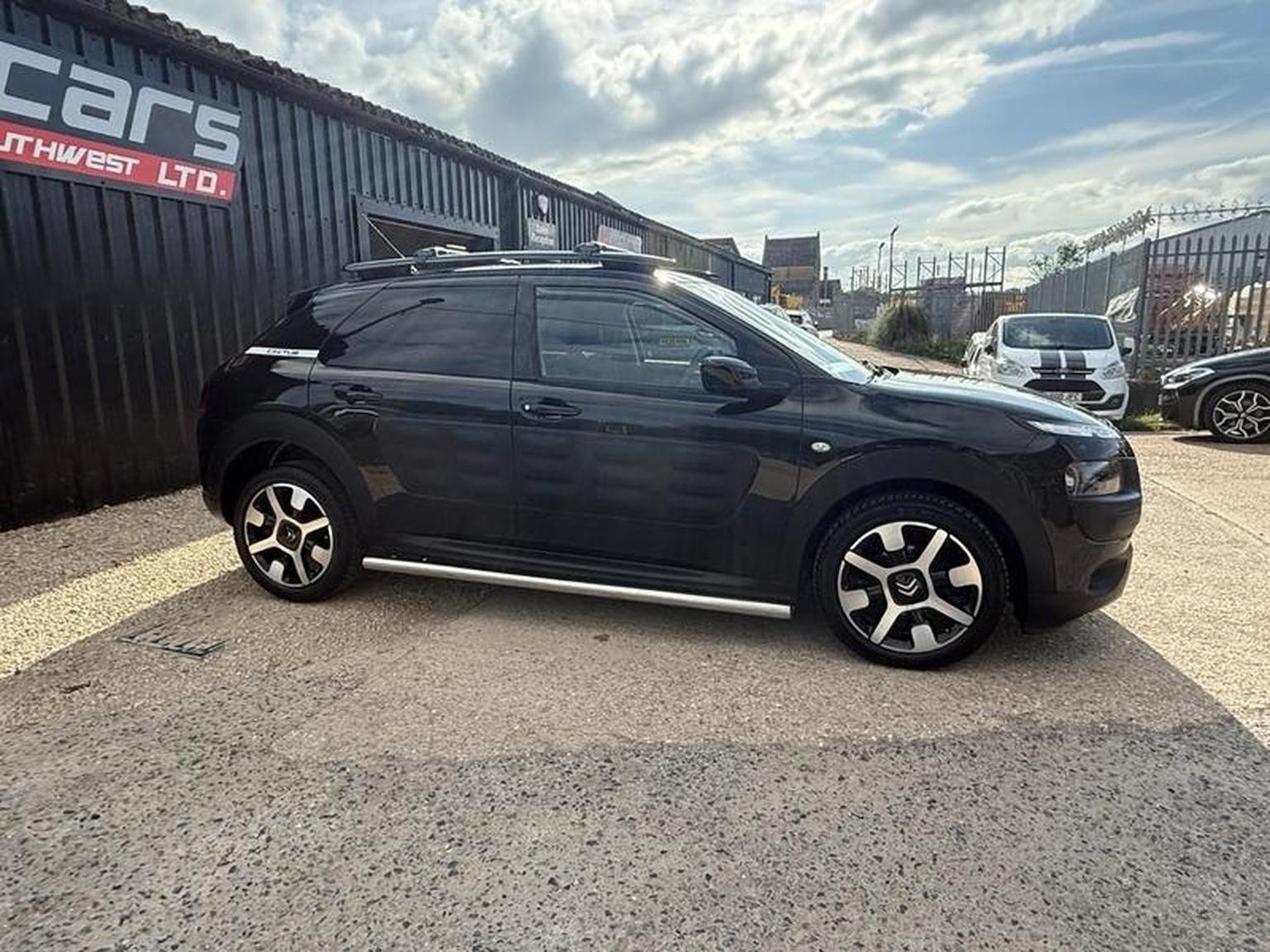 Used Citroen C4 Cactus 2016 for sale - 76461582: Photo 22