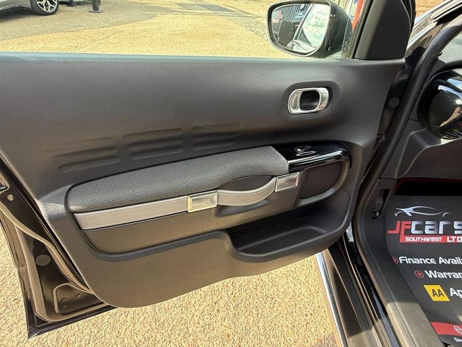 Used Citroen C4 Cactus 2016 for sale - 76461582: Photo 34