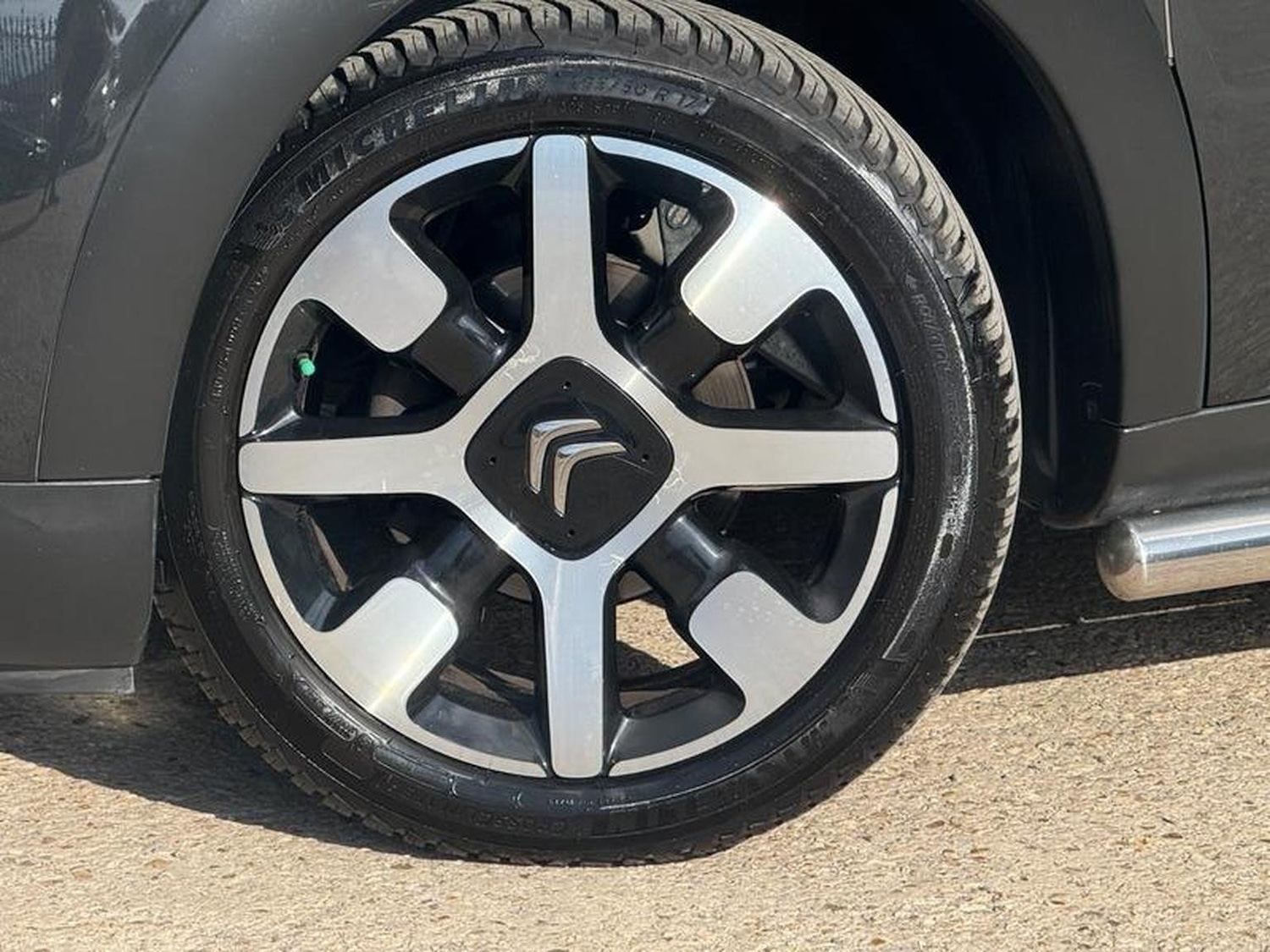 Used Citroen C4 Cactus 2016 for sale - 76461582: Photo 8