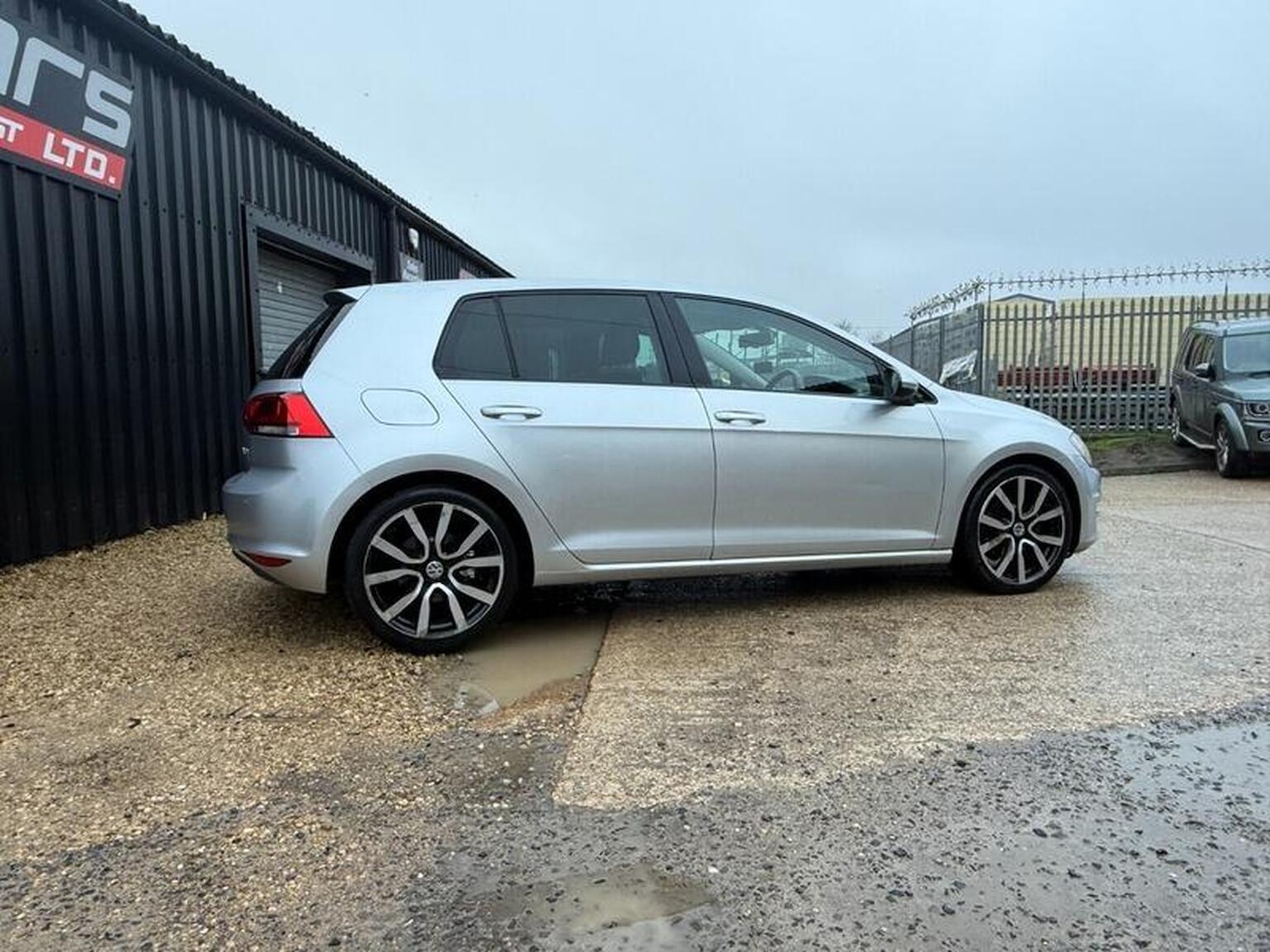 Used Volkswagen Golf 2013 for sale - 77603414: Photo 12