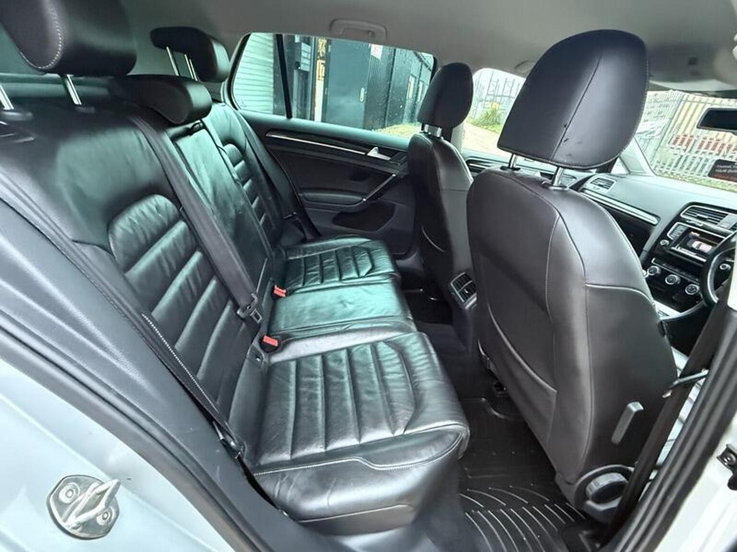 Used Volkswagen Golf 2013 for sale - 77603414: Photo 32