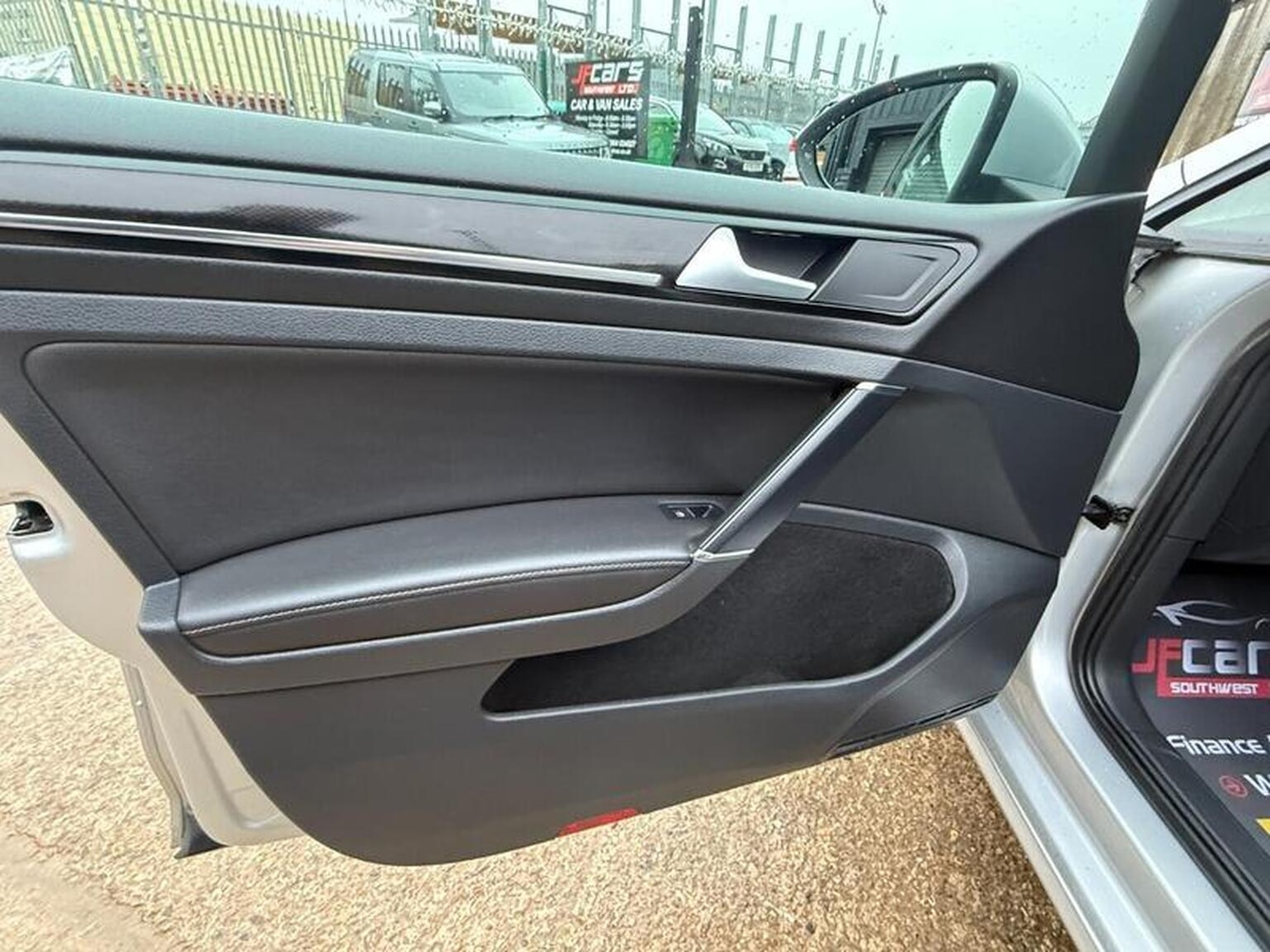 Used Volkswagen Golf 2013 for sale - 77603414: Photo 37