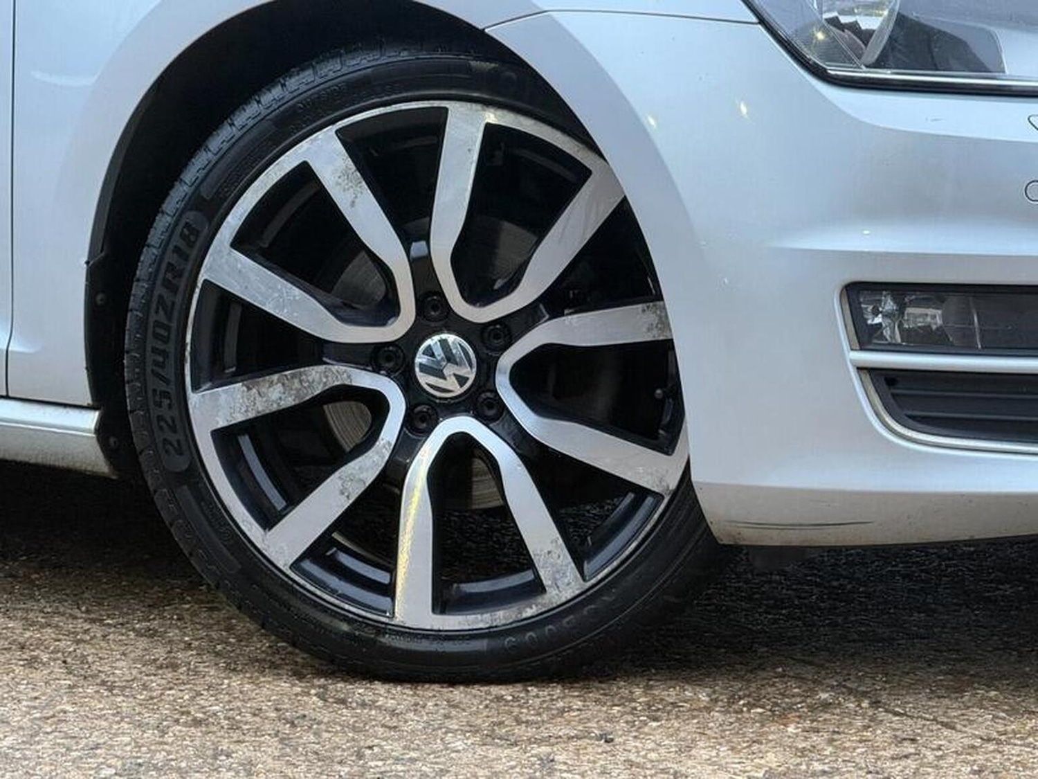 Used Volkswagen Golf 2013 for sale - 77603414: Photo 4