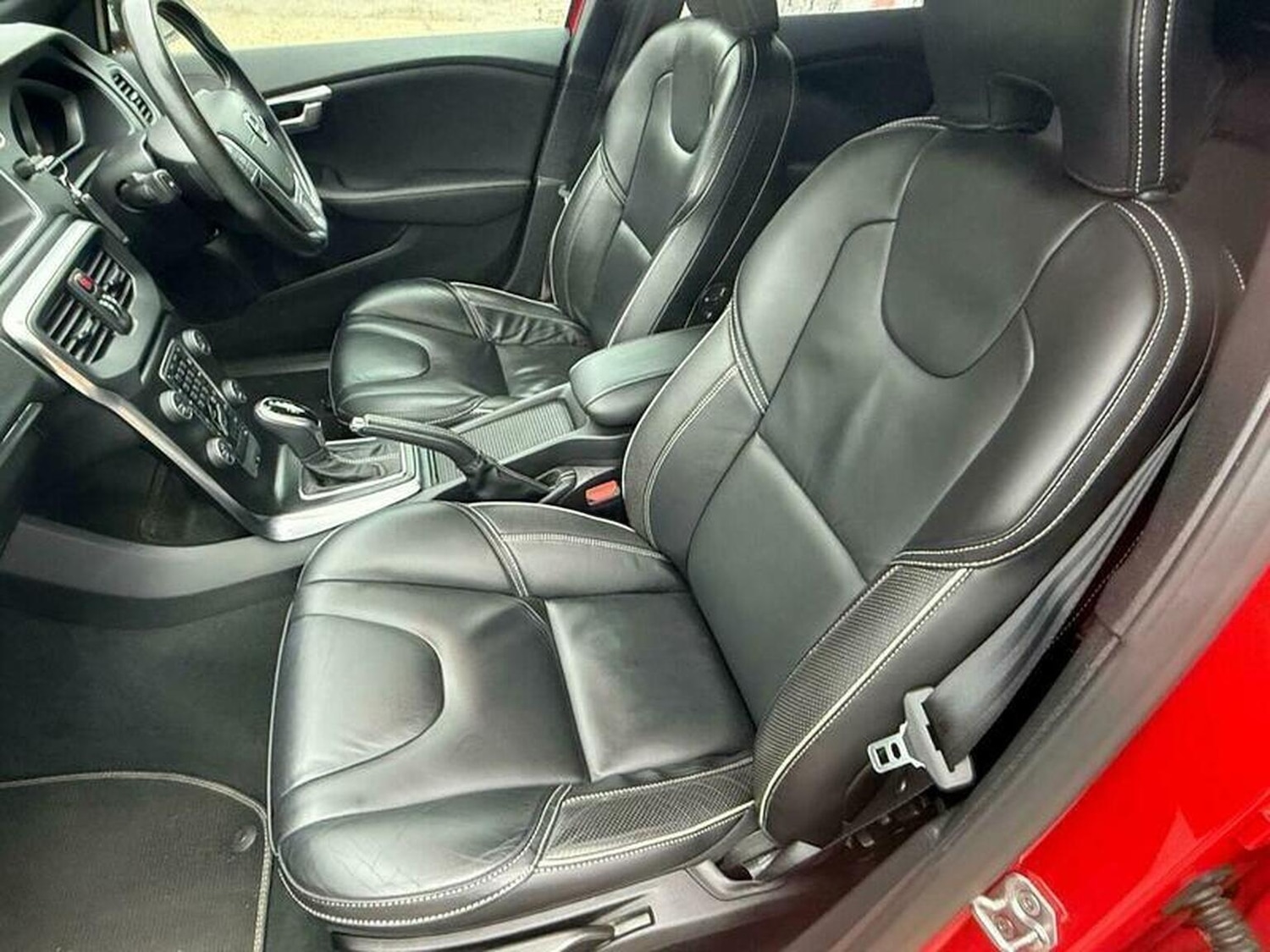Used Volvo V40 2019 for sale - 76164529: Photo 16