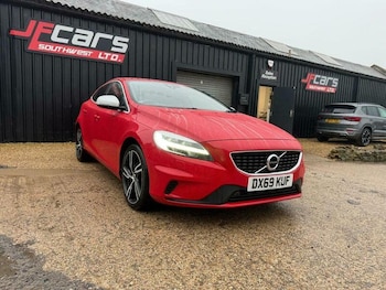 Used Volvo V40 2019 for sale - 76164529: Photo