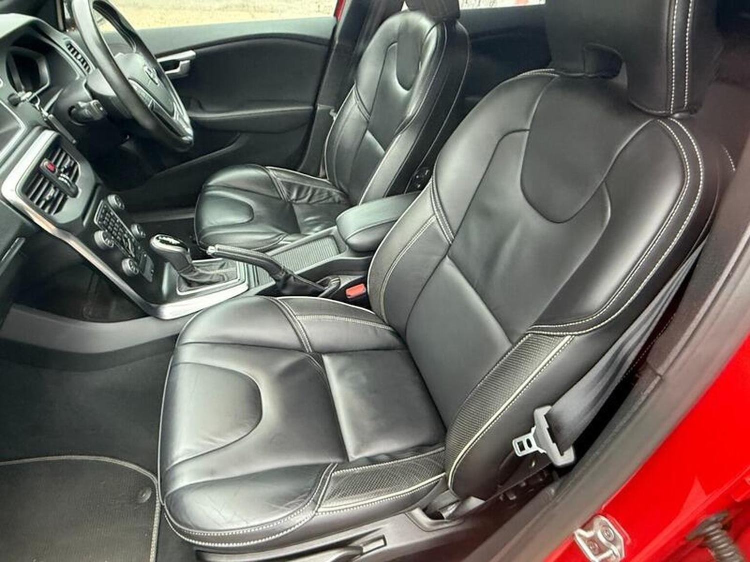 Used Volvo V40 2019 for sale - 76164529: Photo 50