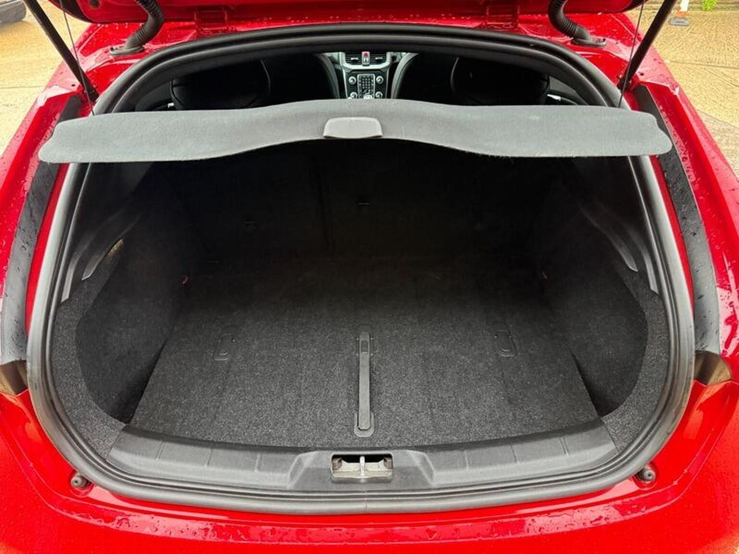 Used Volvo V40 2019 for sale - 76164529: Photo 54