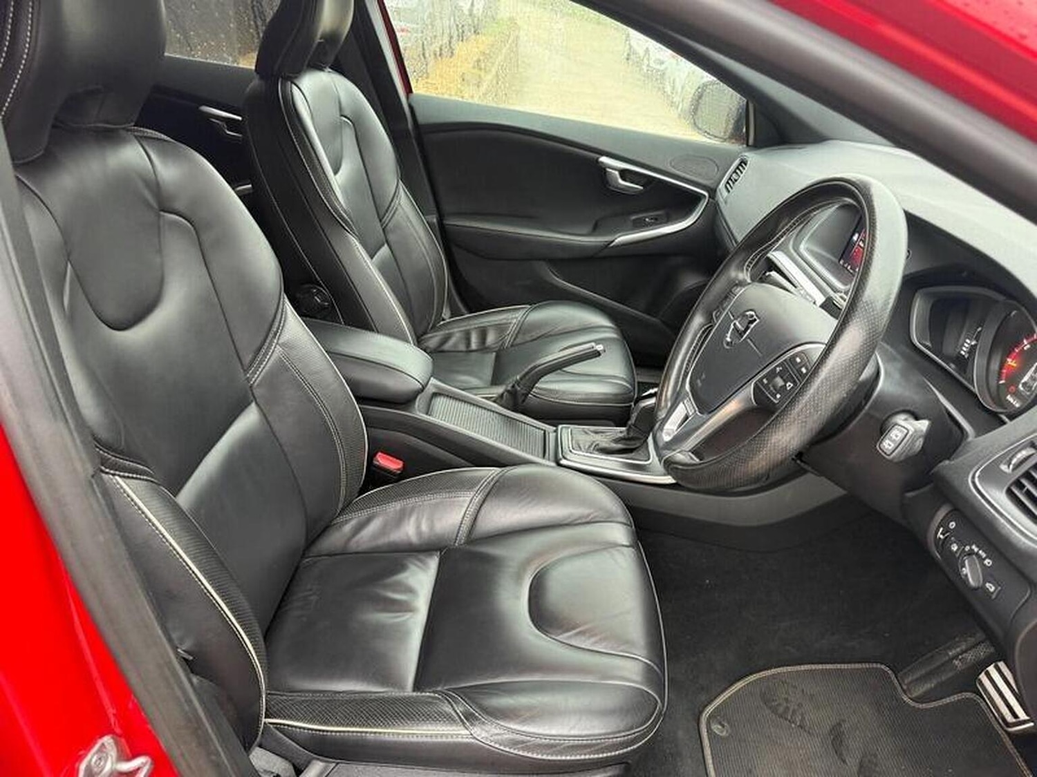 Used Volvo V40 2019 for sale - 76164529: Photo 56
