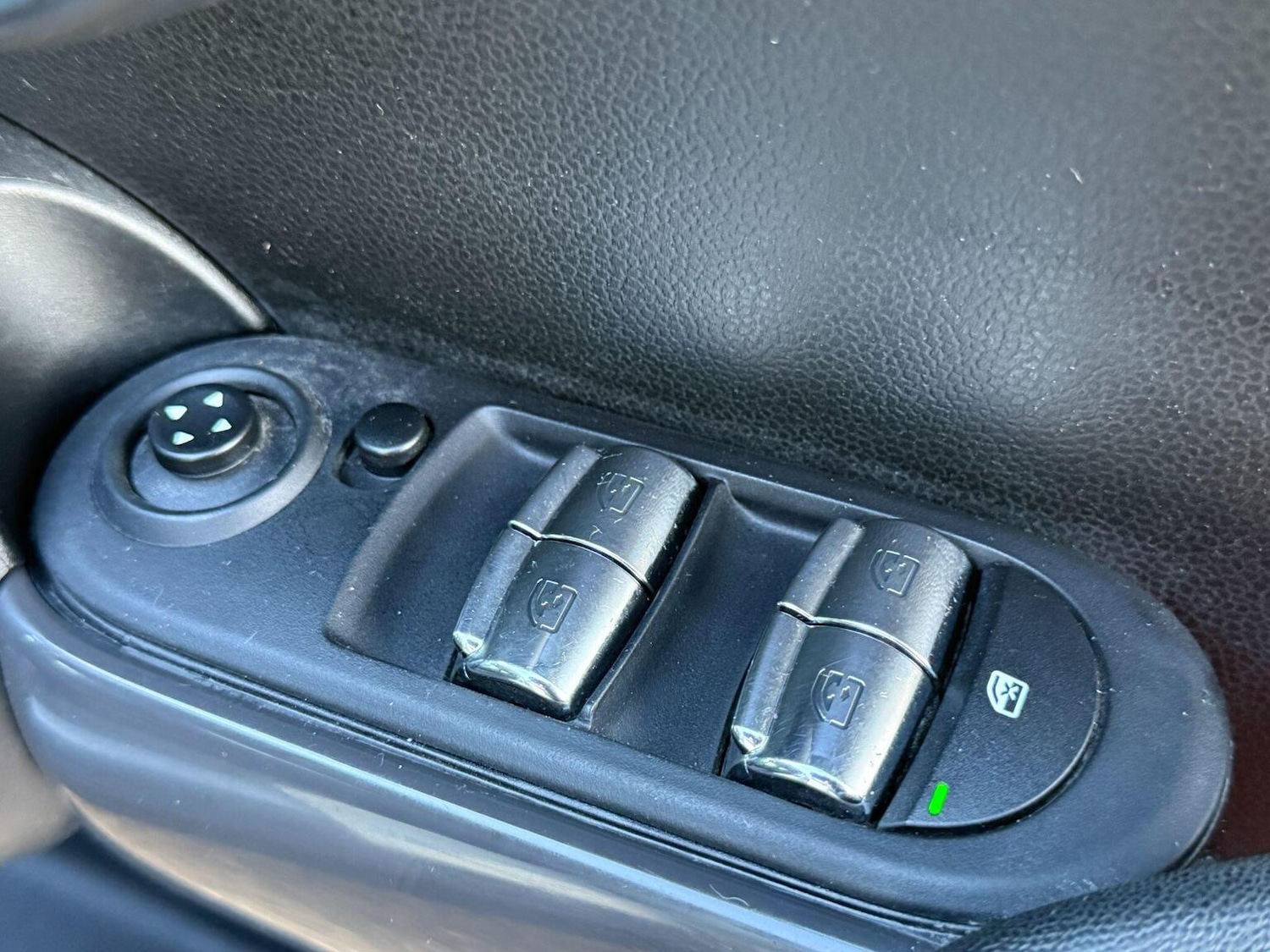 Used MINI Hatch 2020 for sale - 77001539: Photo 42