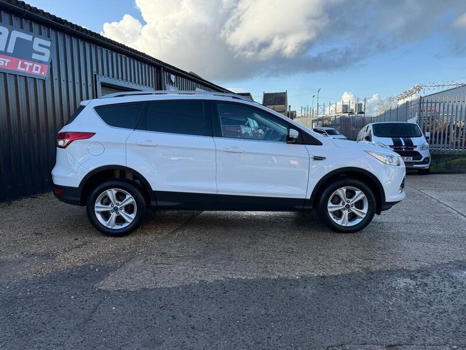 Used Ford Kuga 2016 for sale - 76785032: Photo 13
