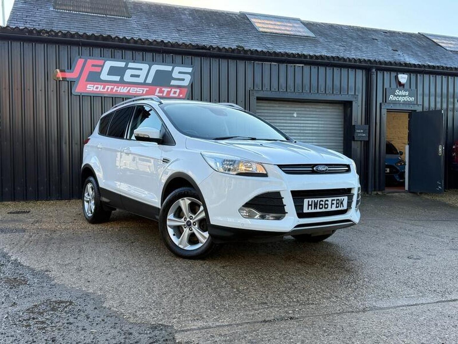 Used Ford Kuga 2016 for sale - 76785032: Photo 2