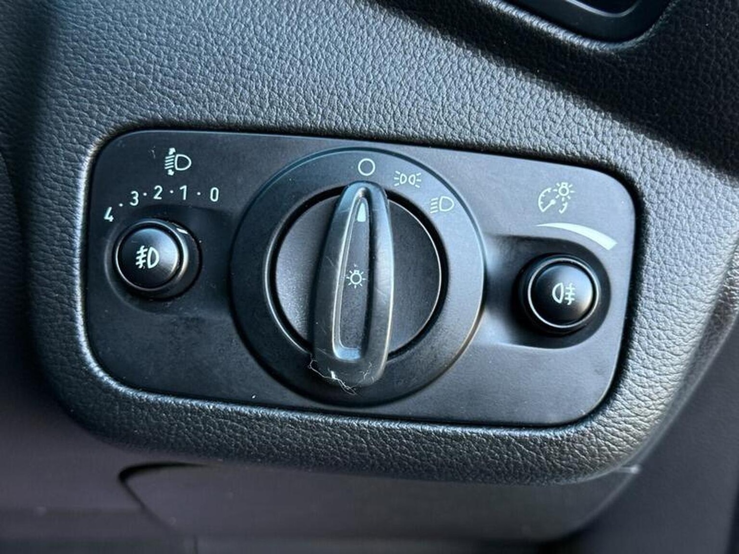 Used Ford Kuga 2016 for sale - 76785032: Photo 46