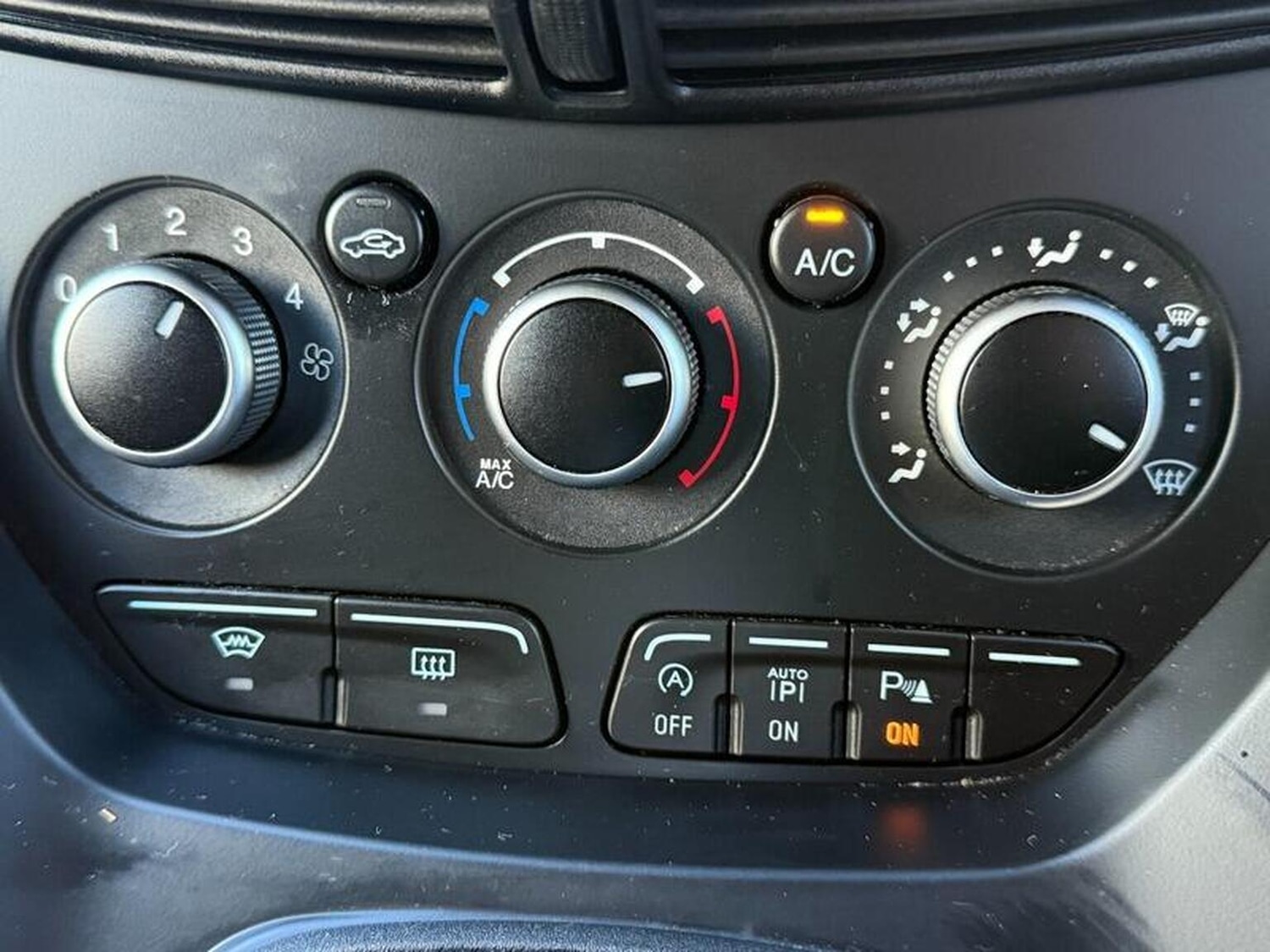 Used Ford Kuga 2016 for sale - 76785032: Photo 58