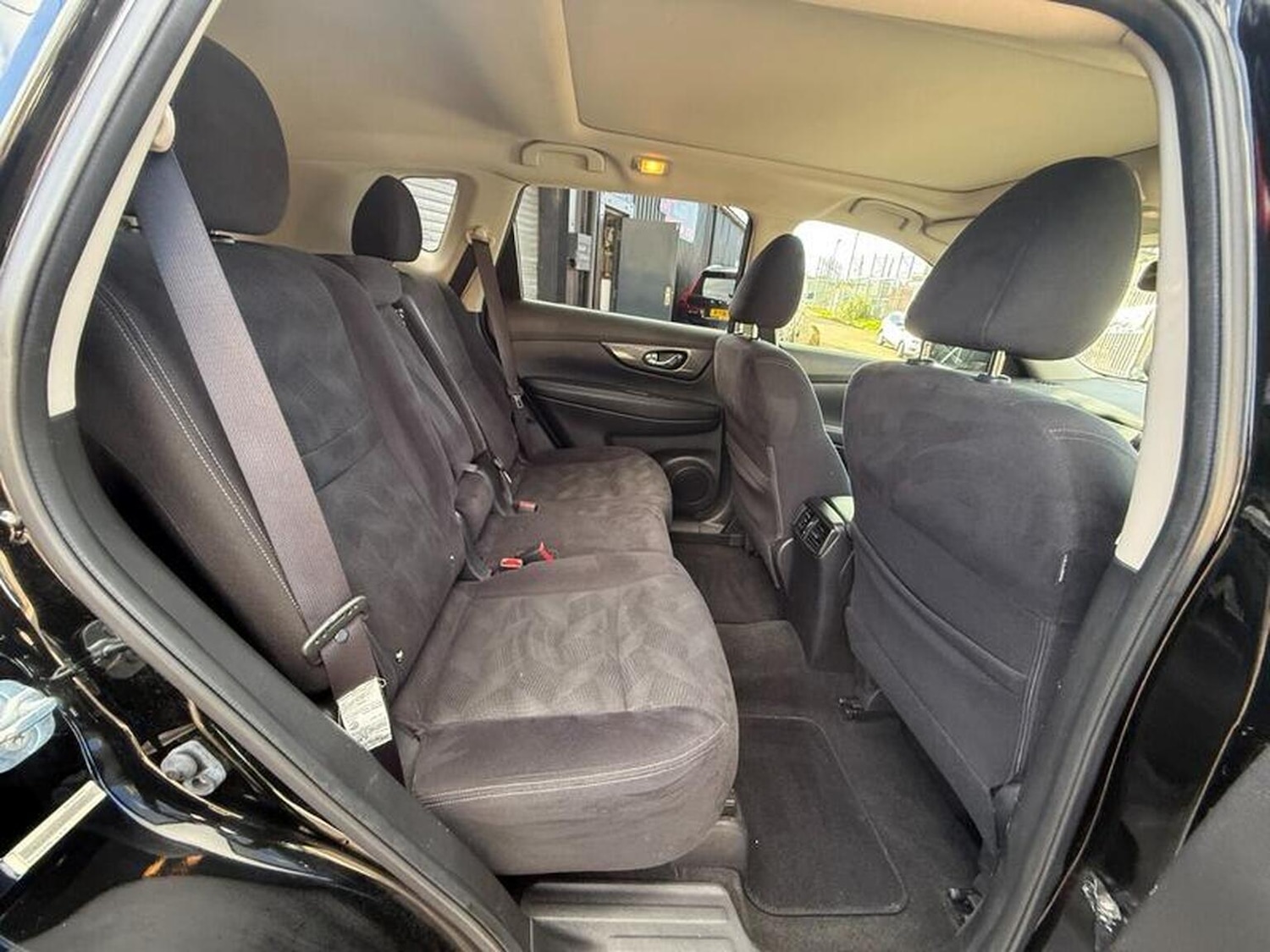 Used Nissan X-Trail 2017 for sale - 77836888: Photo 33