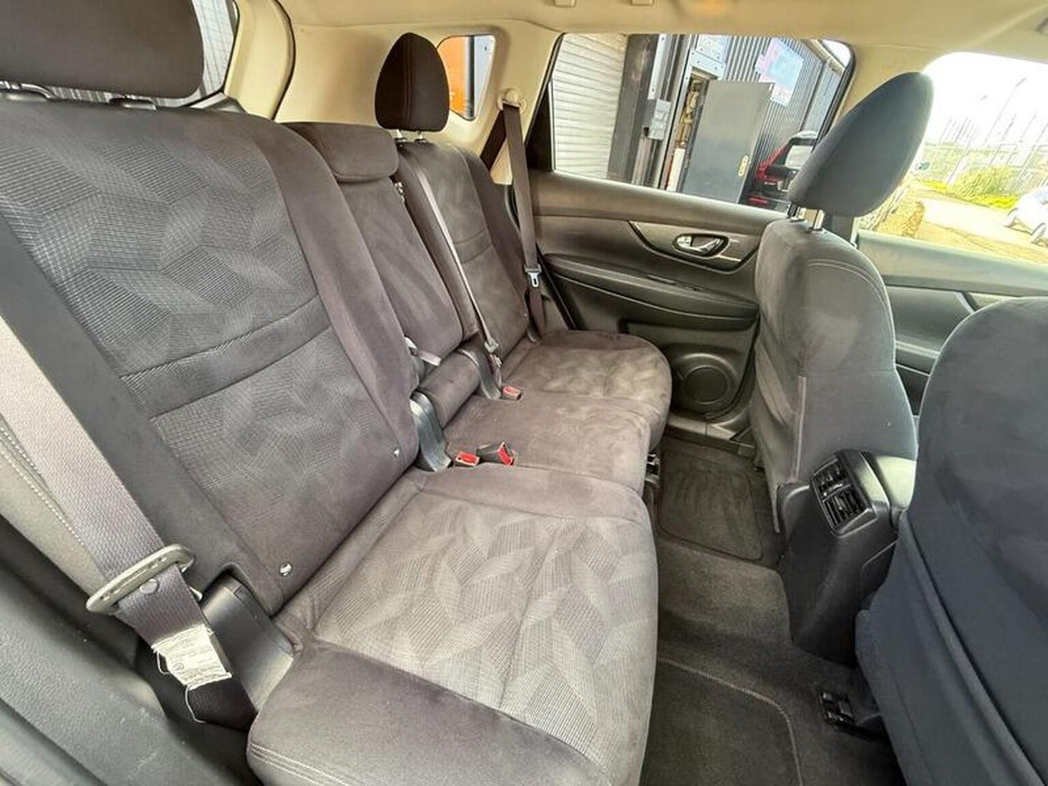 Used Nissan X-Trail 2017 for sale - 77836888: Photo 34