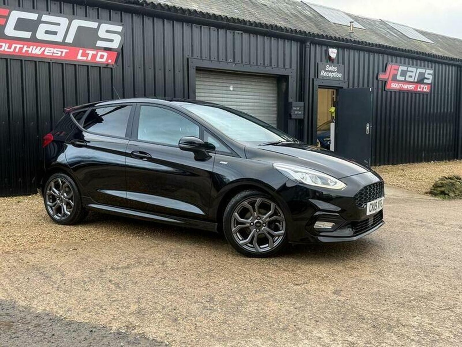 Used Ford Fiesta 2019 for sale - 77140680: Photo 2