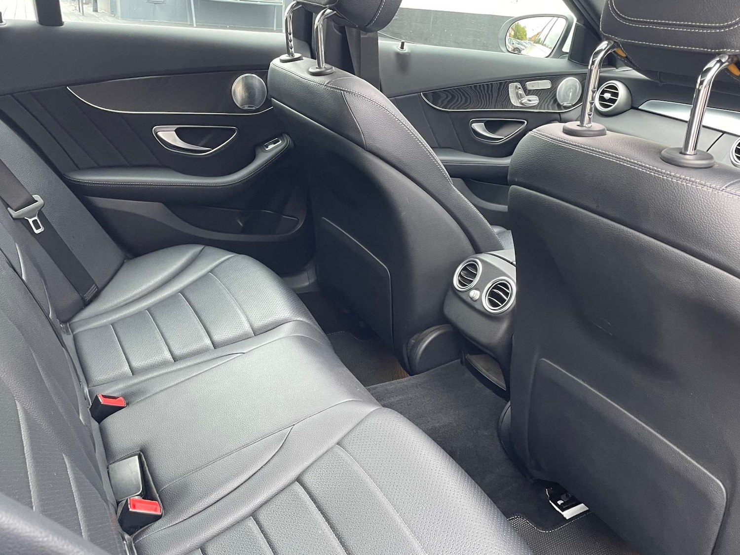 Used Mercedes-Benz C Class 2016 for sale - 76266397: Photo 16
