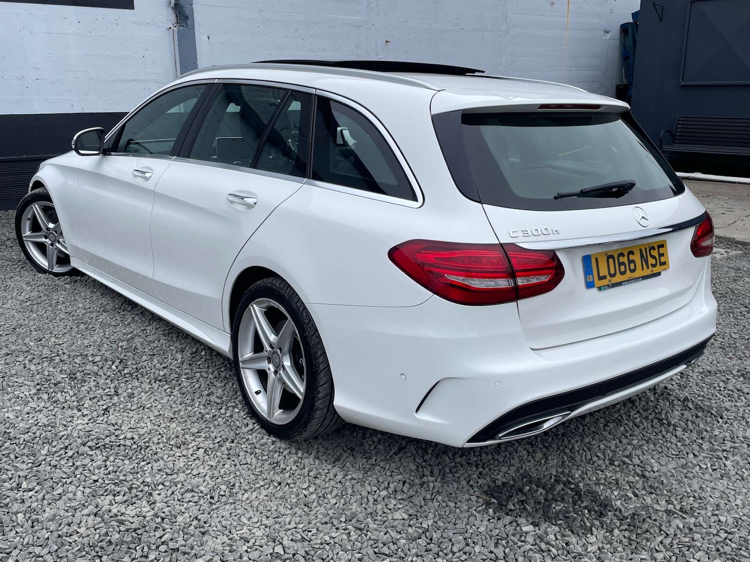 Used Mercedes-Benz C Class 2016 for sale - 76266397: Photo 8