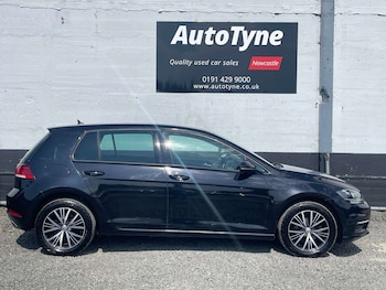 Used Volkswagen Golf 2018 for sale - 79018245: Photo