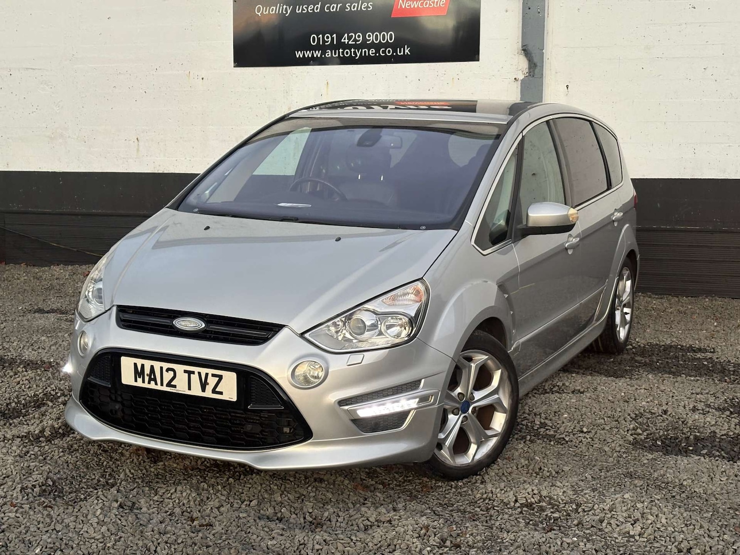 Used Ford S-Max 2012 for sale - 76724023: Photo 3