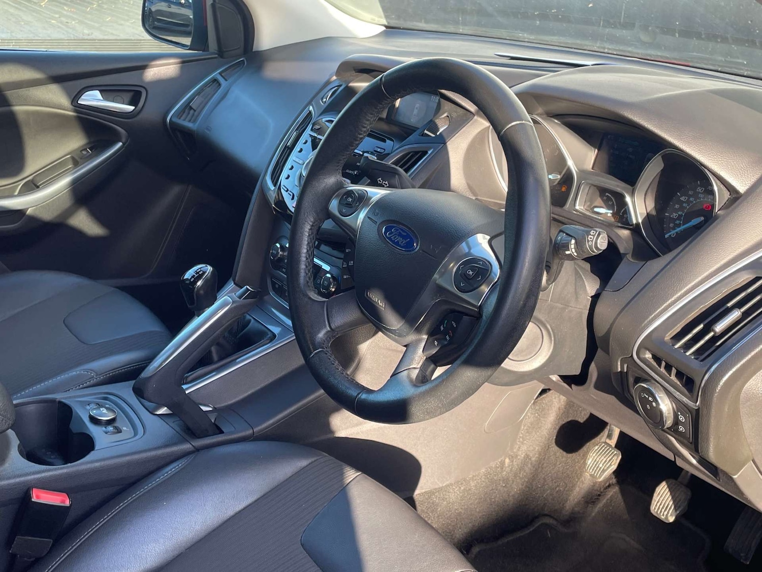 Used Ford Focus 2012 for sale - 76694808: Photo 15