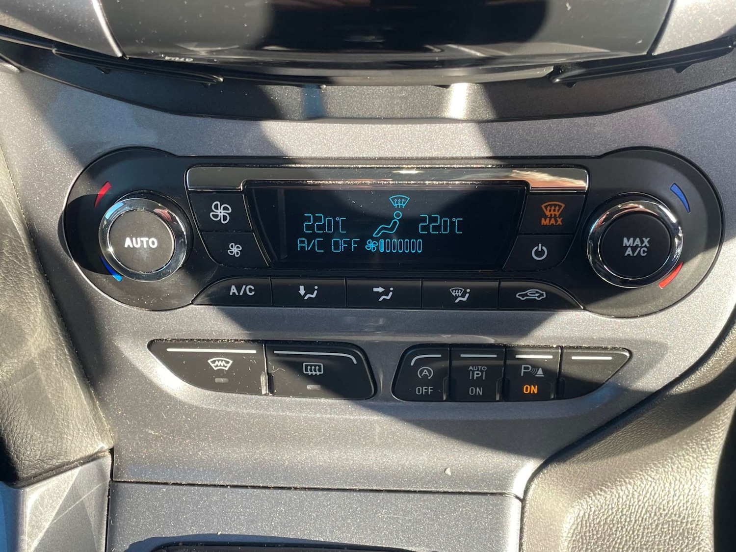 Used Ford Focus 2012 for sale - 76694808: Photo 28