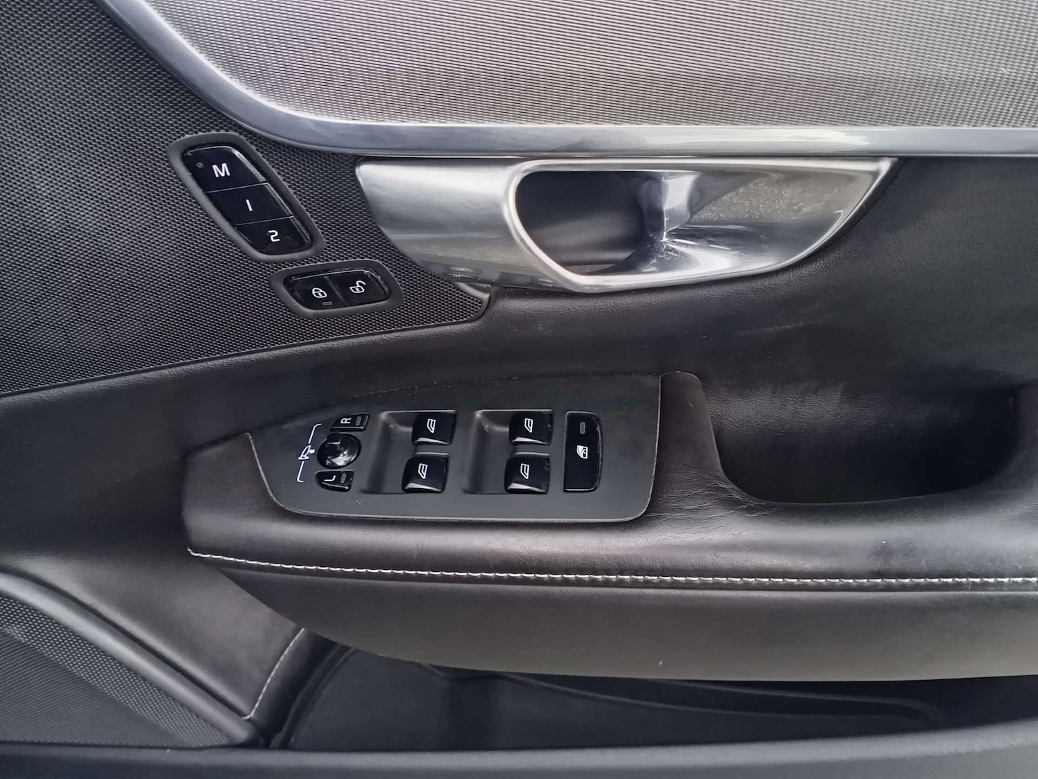 Used Volvo V90 2017 for sale - 76654098: Photo 15