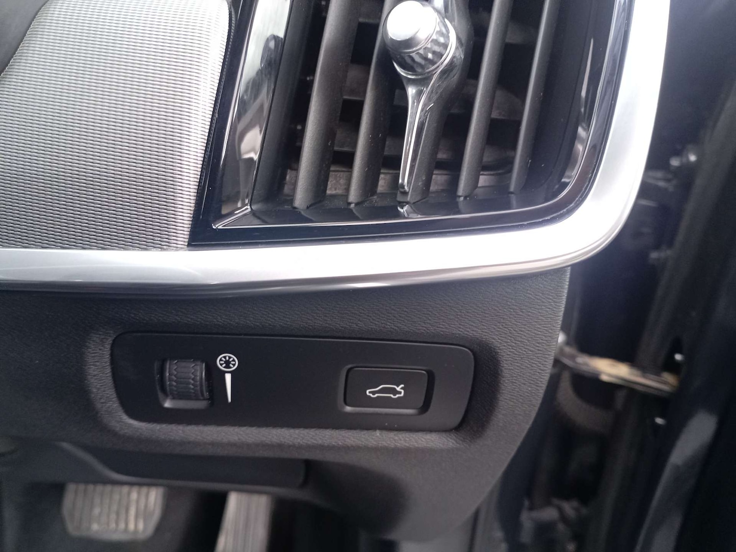 Used Volvo V90 2017 for sale - 76654098: Photo 16