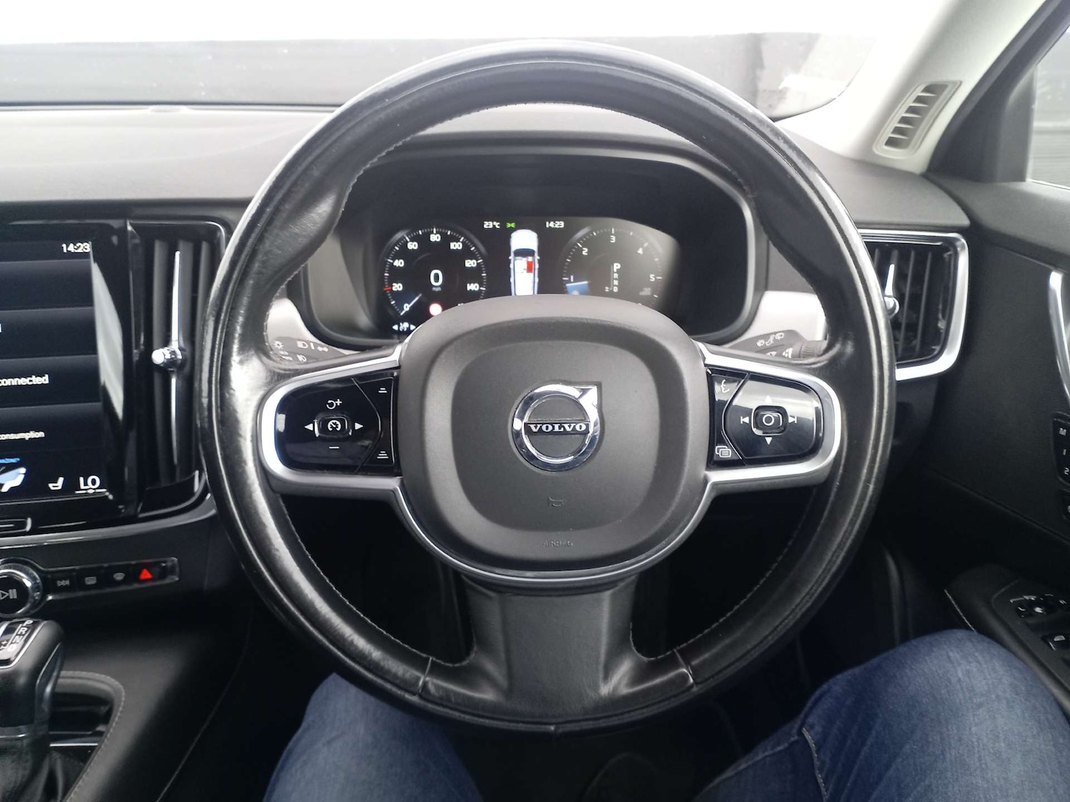 Used Volvo V90 2017 for sale - 76654098: Photo 19