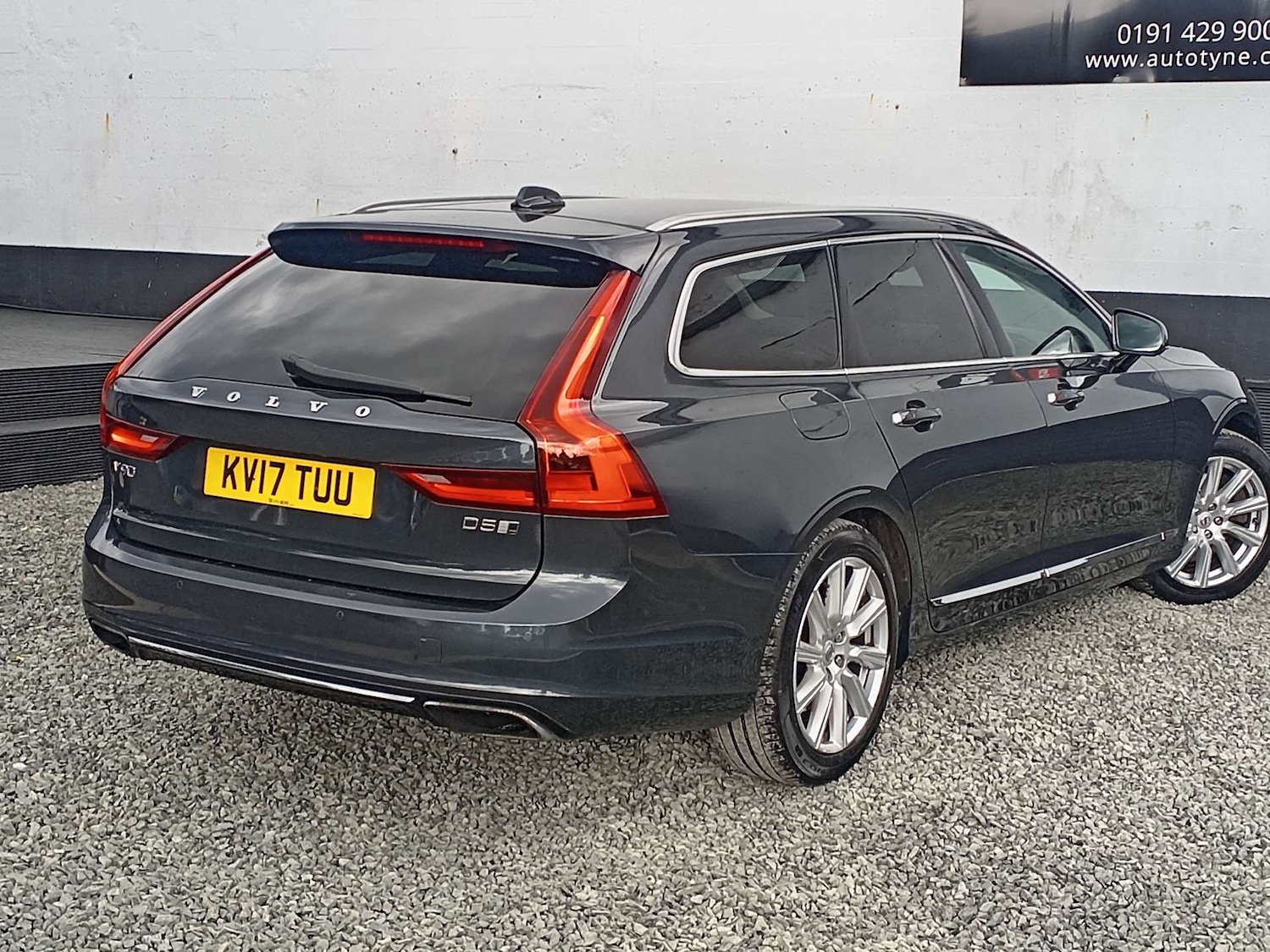 Used Volvo V90 2017 for sale - 76654098: Photo 5