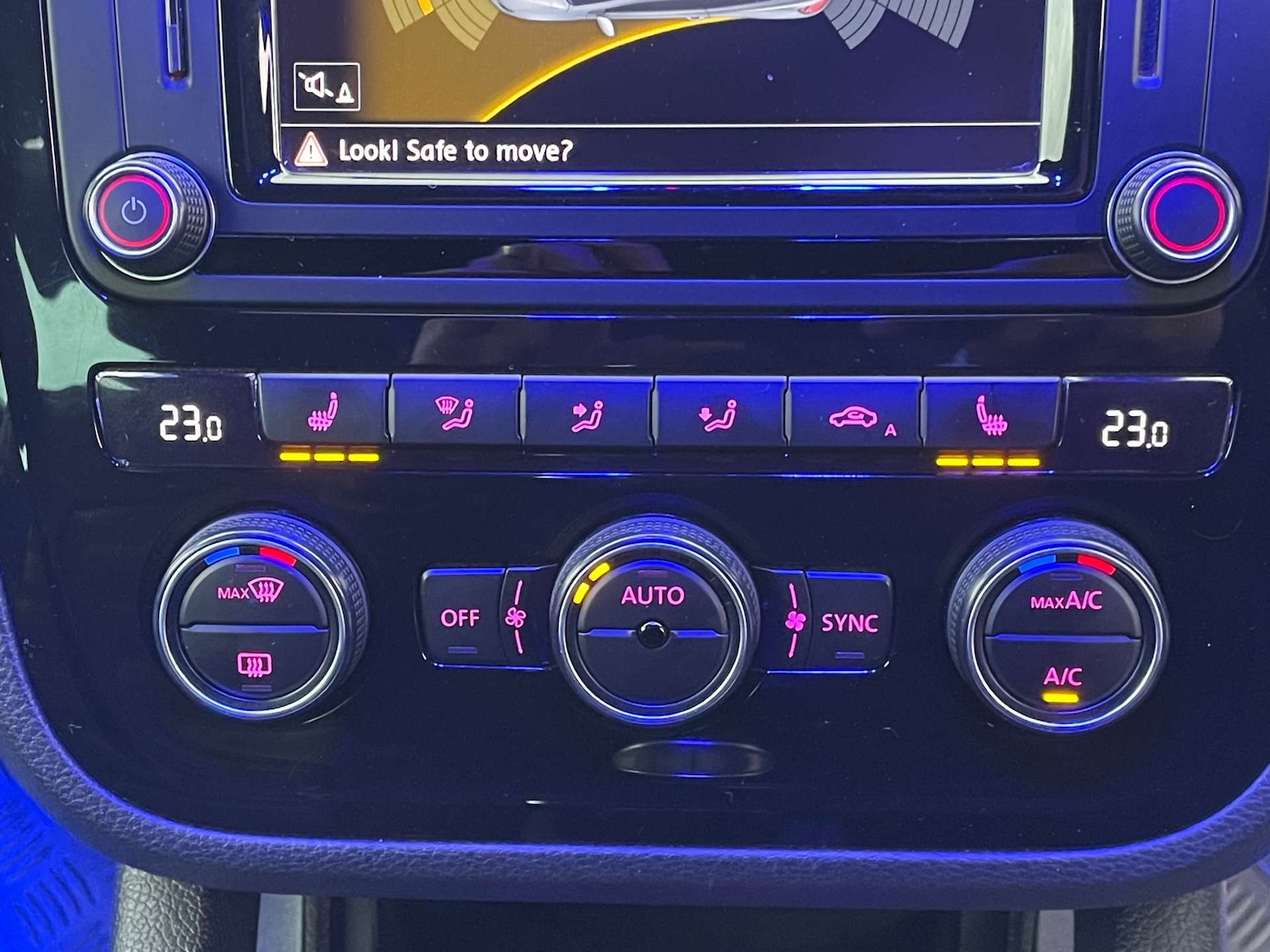 Used Volkswagen Scirocco 2016 for sale - 76588253: Photo 20