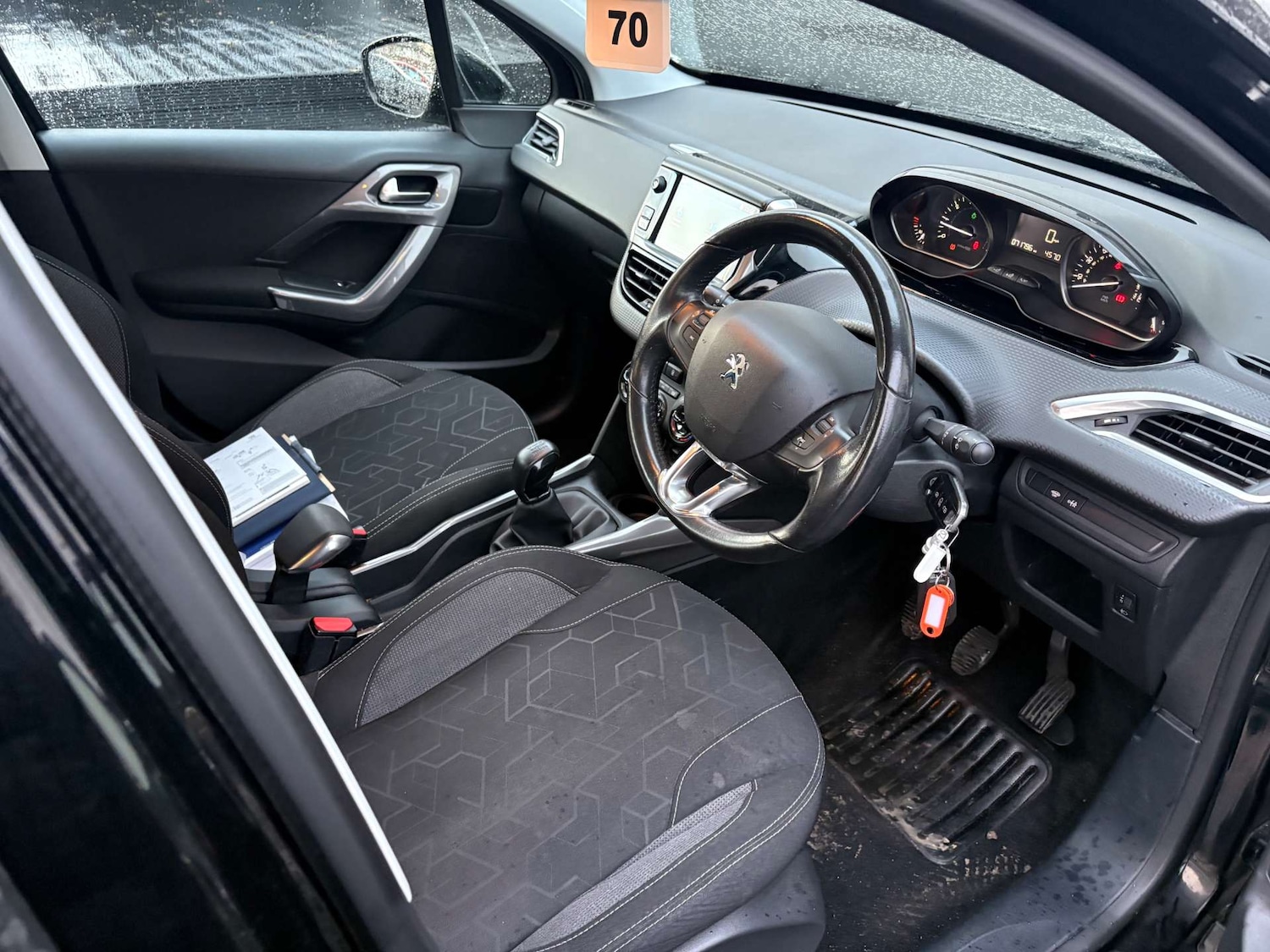 Used Peugeot 2008 2018 for sale - 76642915: Photo 11