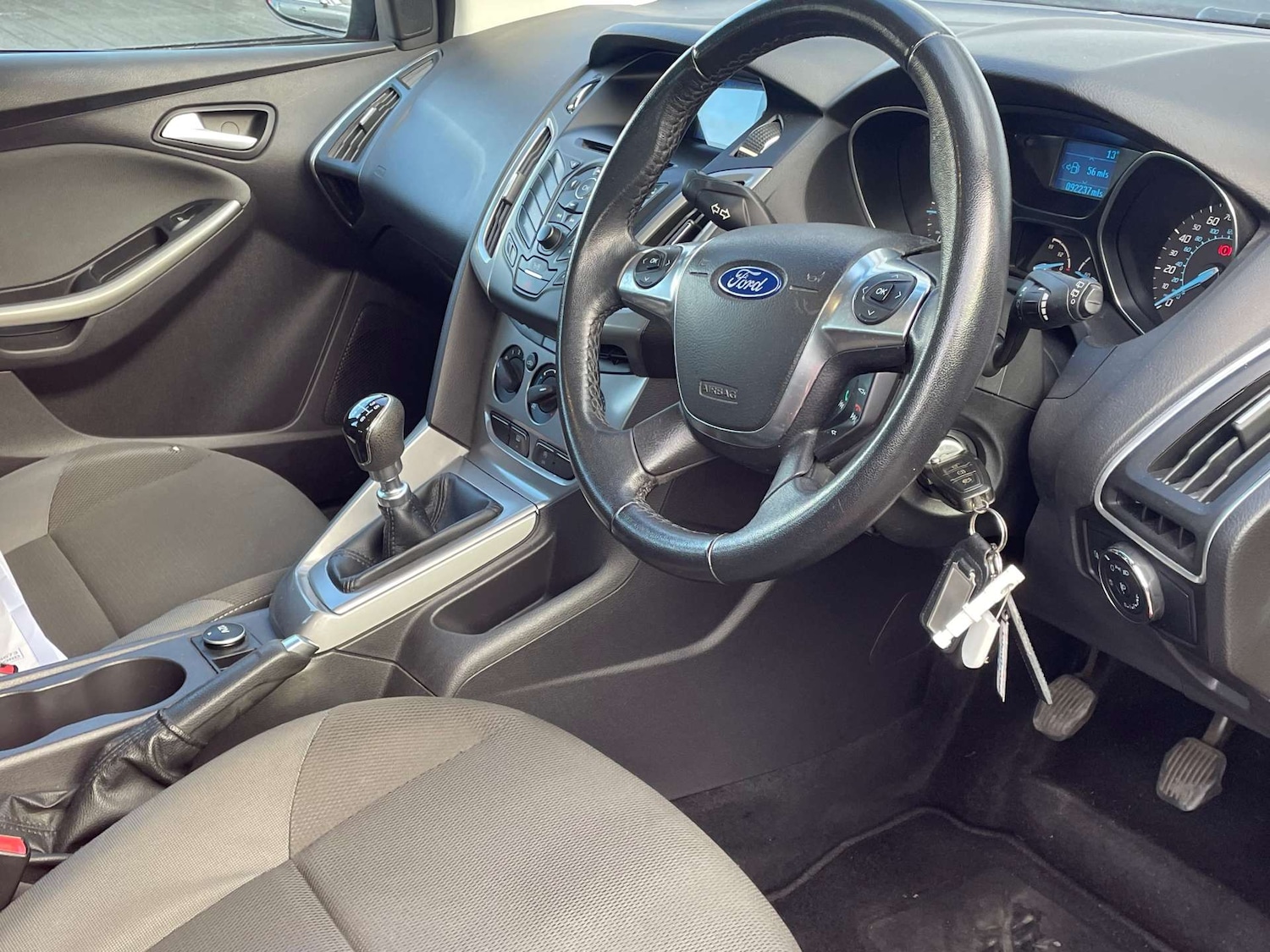 Used Ford Focus 2011 for sale - 77915426: Photo 16