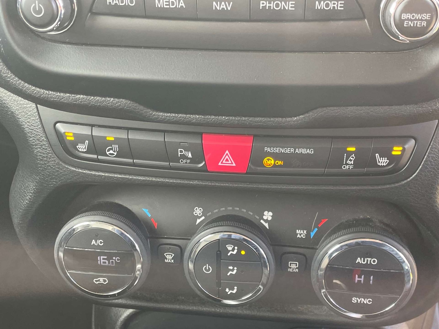 Used Jeep Renegade 2016 for sale - 78068212: Photo 19