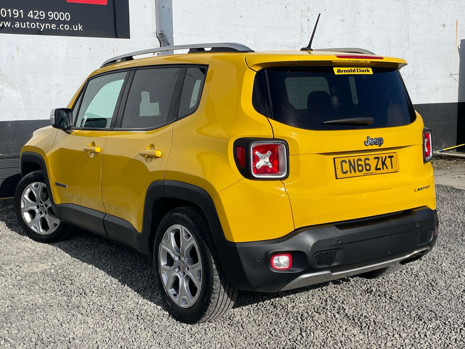 Used Jeep Renegade 2016 for sale - 78068212: Photo 8