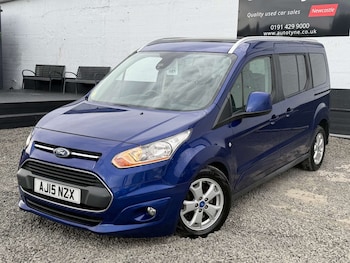 Used Ford Grand Tourneo Connect 2015 for sale - 79147176: Photo