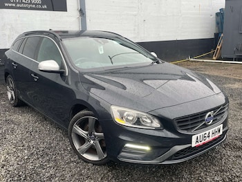 2014 - D4 [181] R DESIGN Nav 5dr