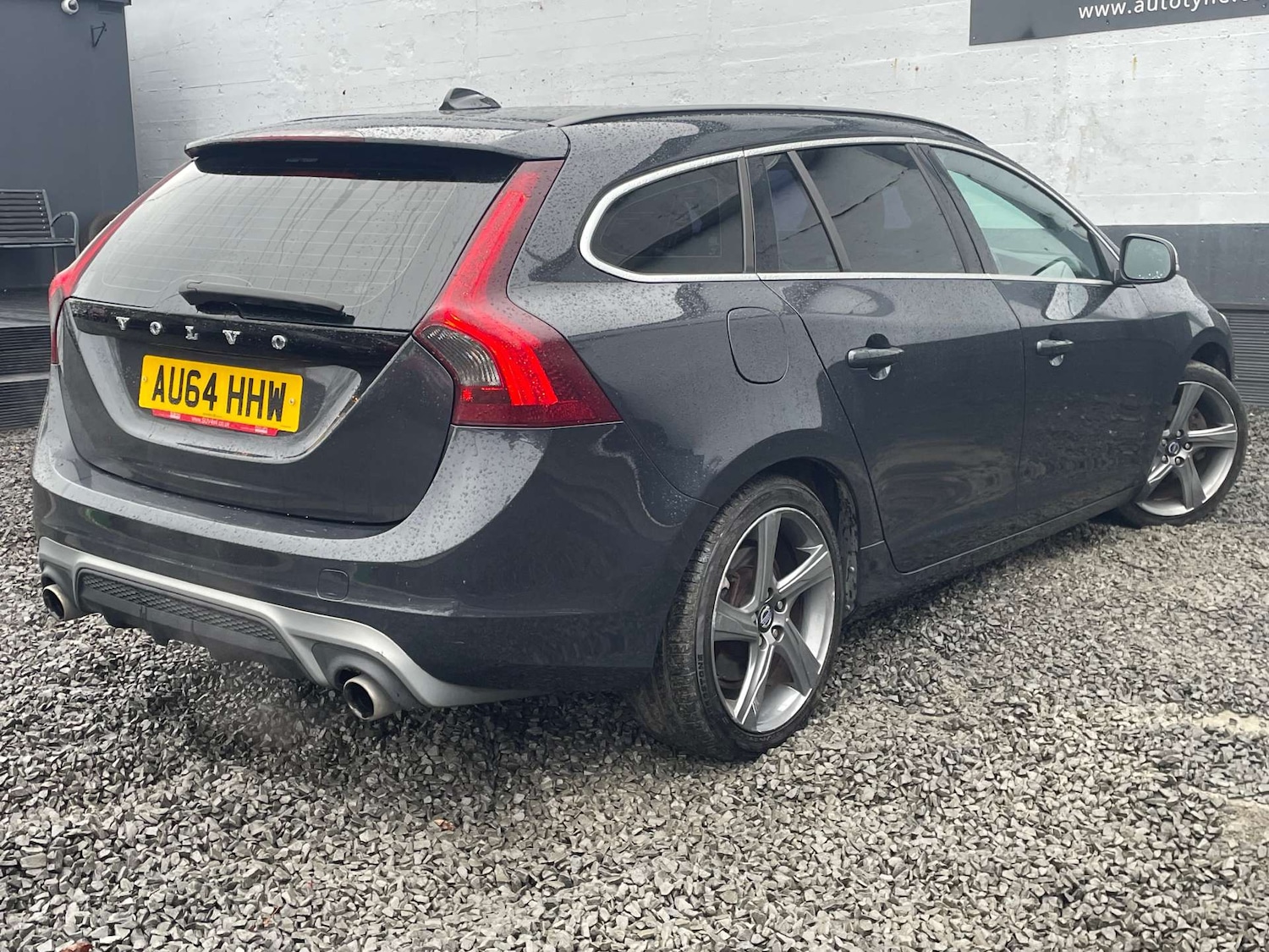 Used Volvo V60 2014 for sale - 76919202: Photo 9