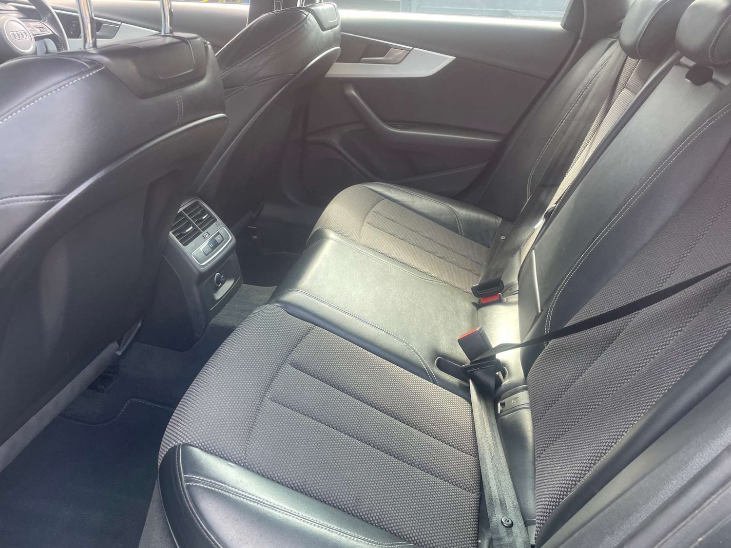 Used Audi A4 2016 for sale - 76602072: Photo 18